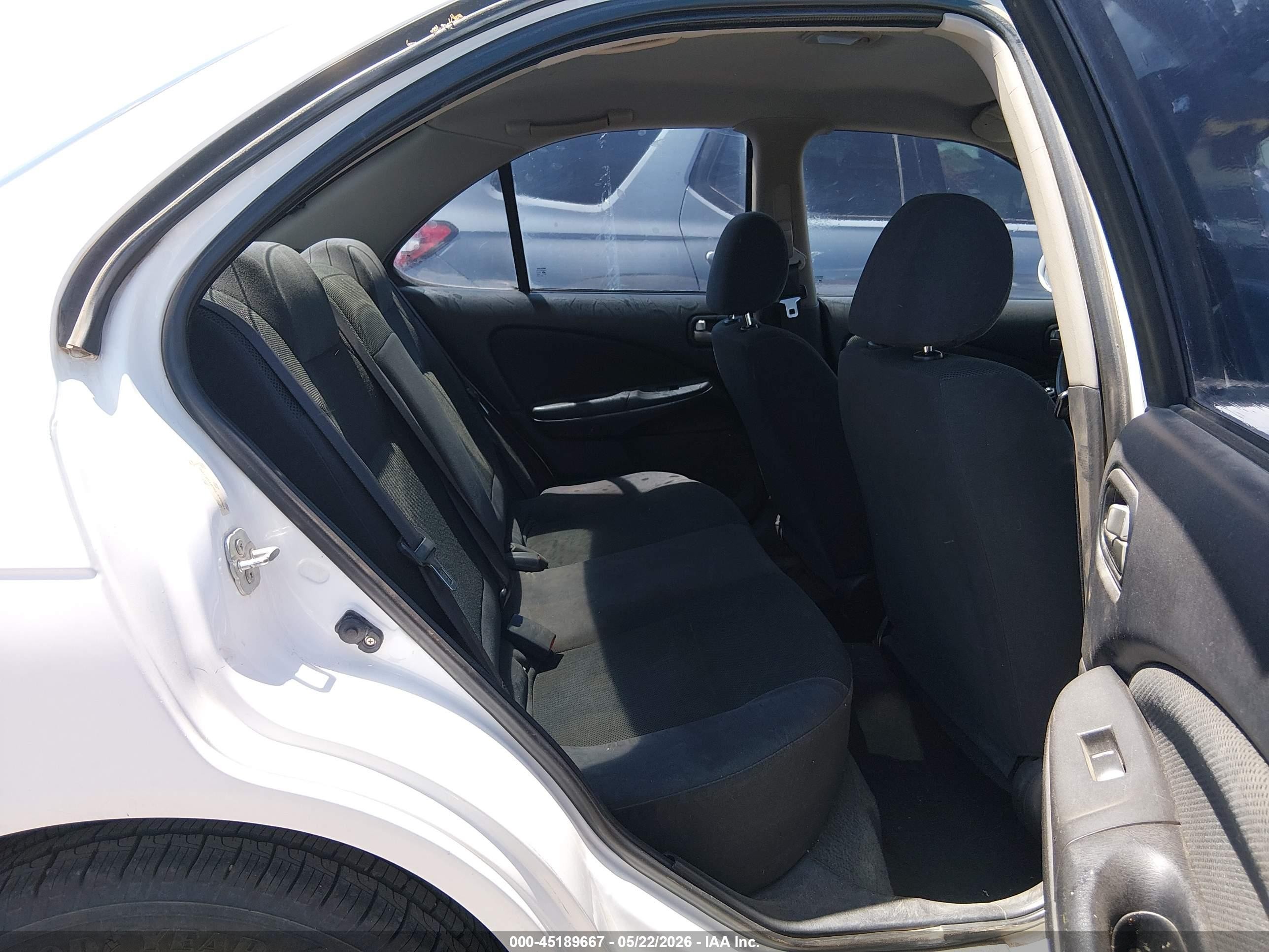 2006 Nissan Sentra 1.8s Белый vin: 3N1CB51D96L499501