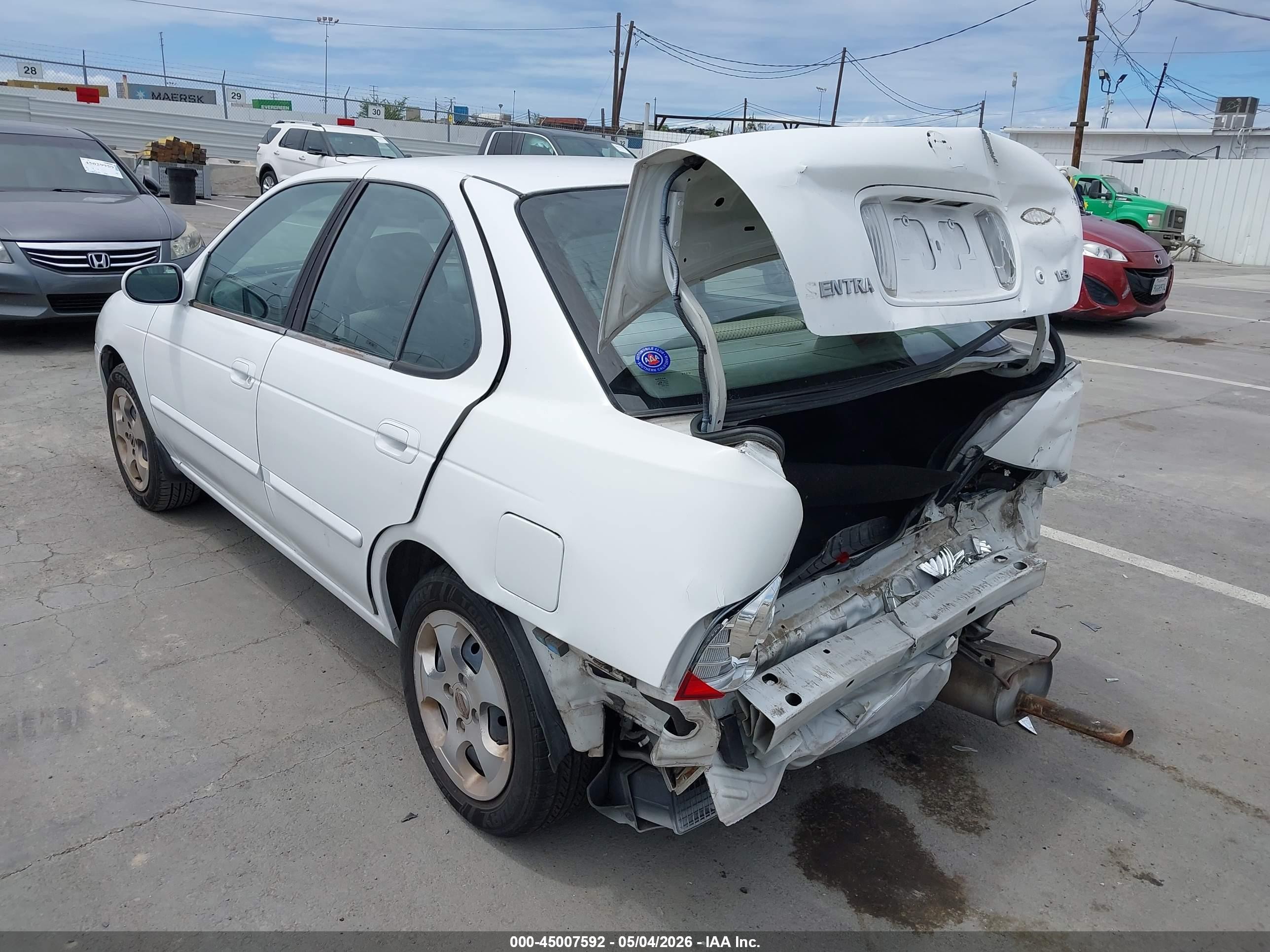 2006 Nissan Sentra 1.8 Белый vin: 3N1CB51D96L506446