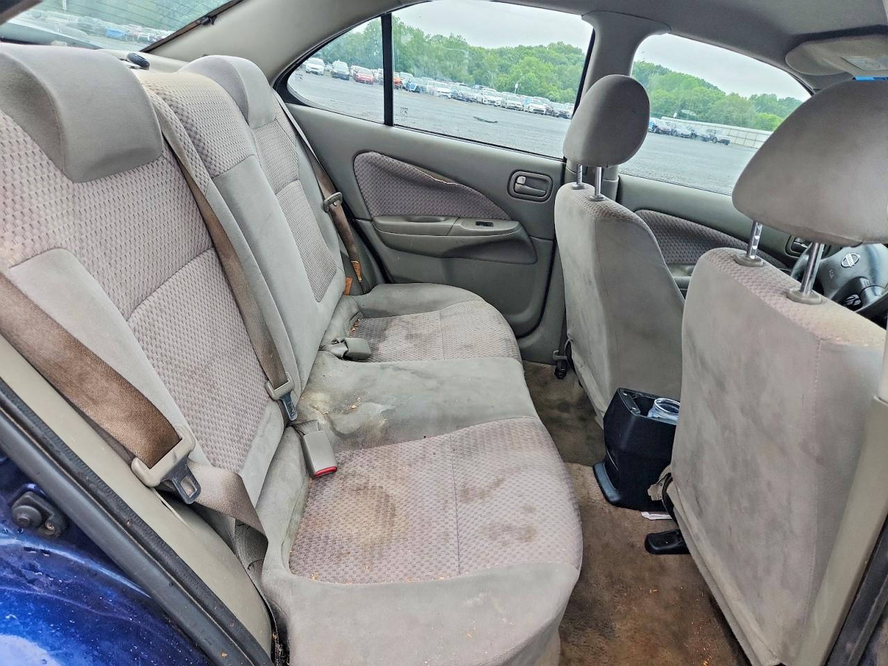 2006 Nissan Sentra 1.8 Blue vin: 3N1CB51D96L547675