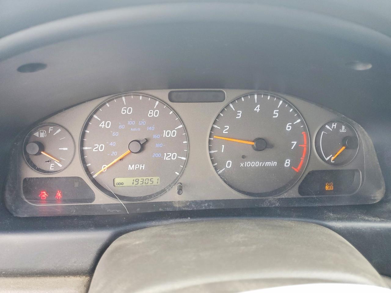 2002 Nissan Sentra Xe Silver vin: 3N1CB51DX2L639033