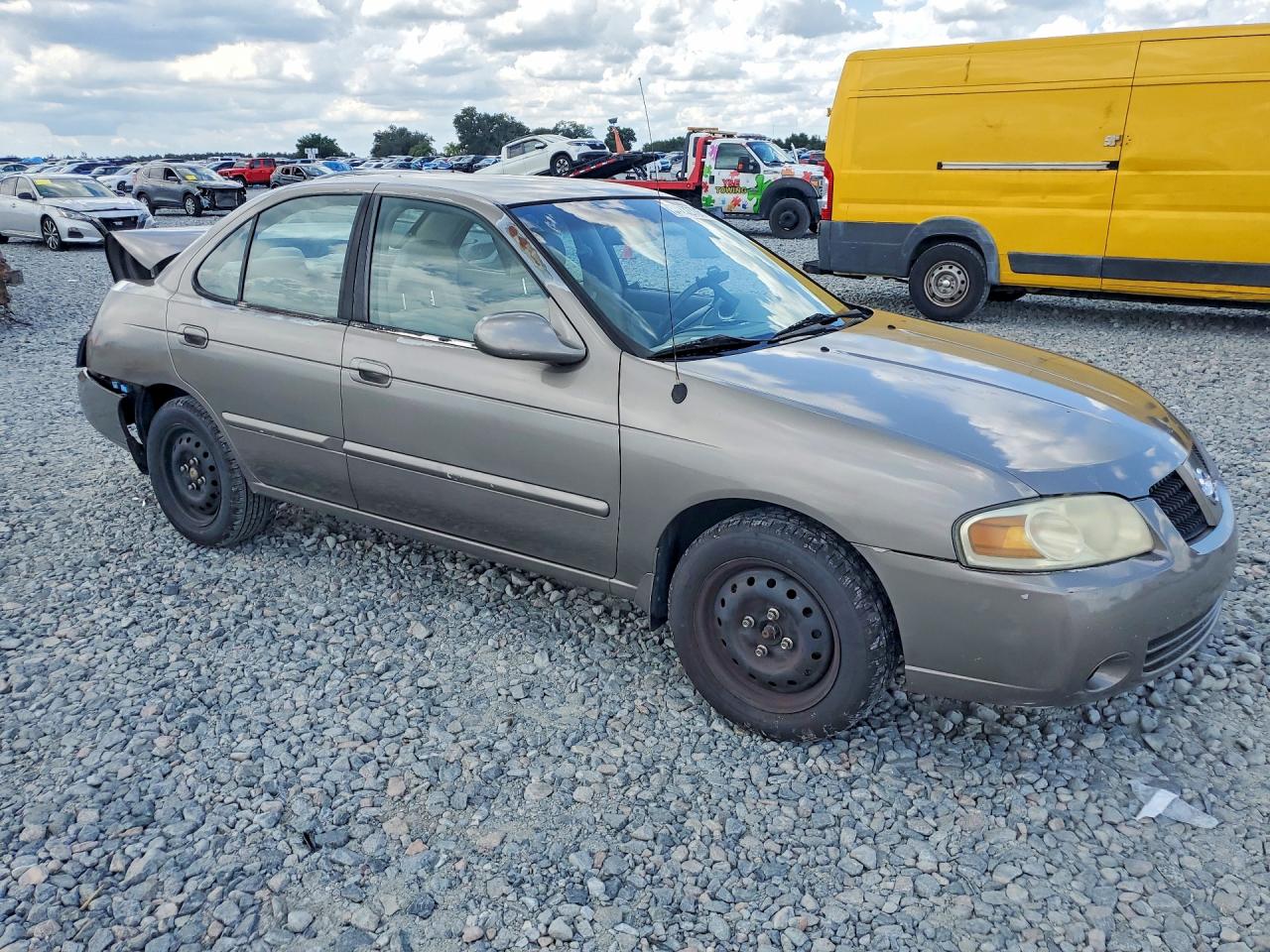 2004 Nissan Sentra 1.8 Бежевый vin: 3N1CB51DX4L919022