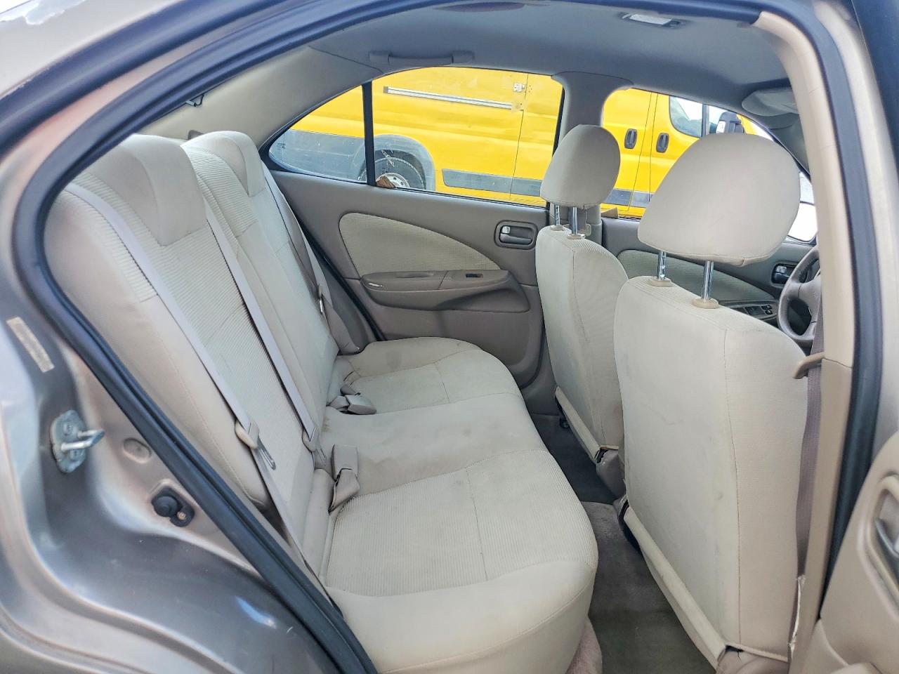 2004 Nissan Sentra 1.8 Бежевый vin: 3N1CB51DX4L919022