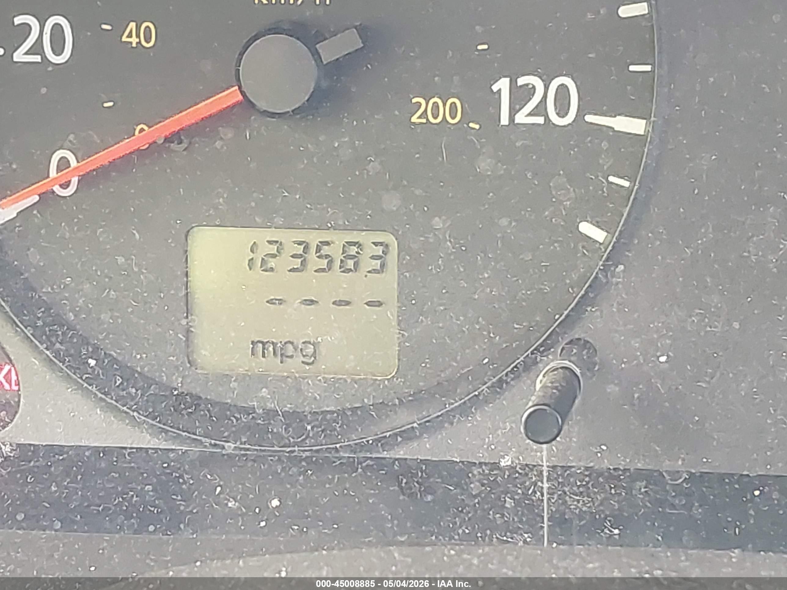 2005 Nissan Sentra 1.8s Beige vin: 3N1CB51DX5L459524