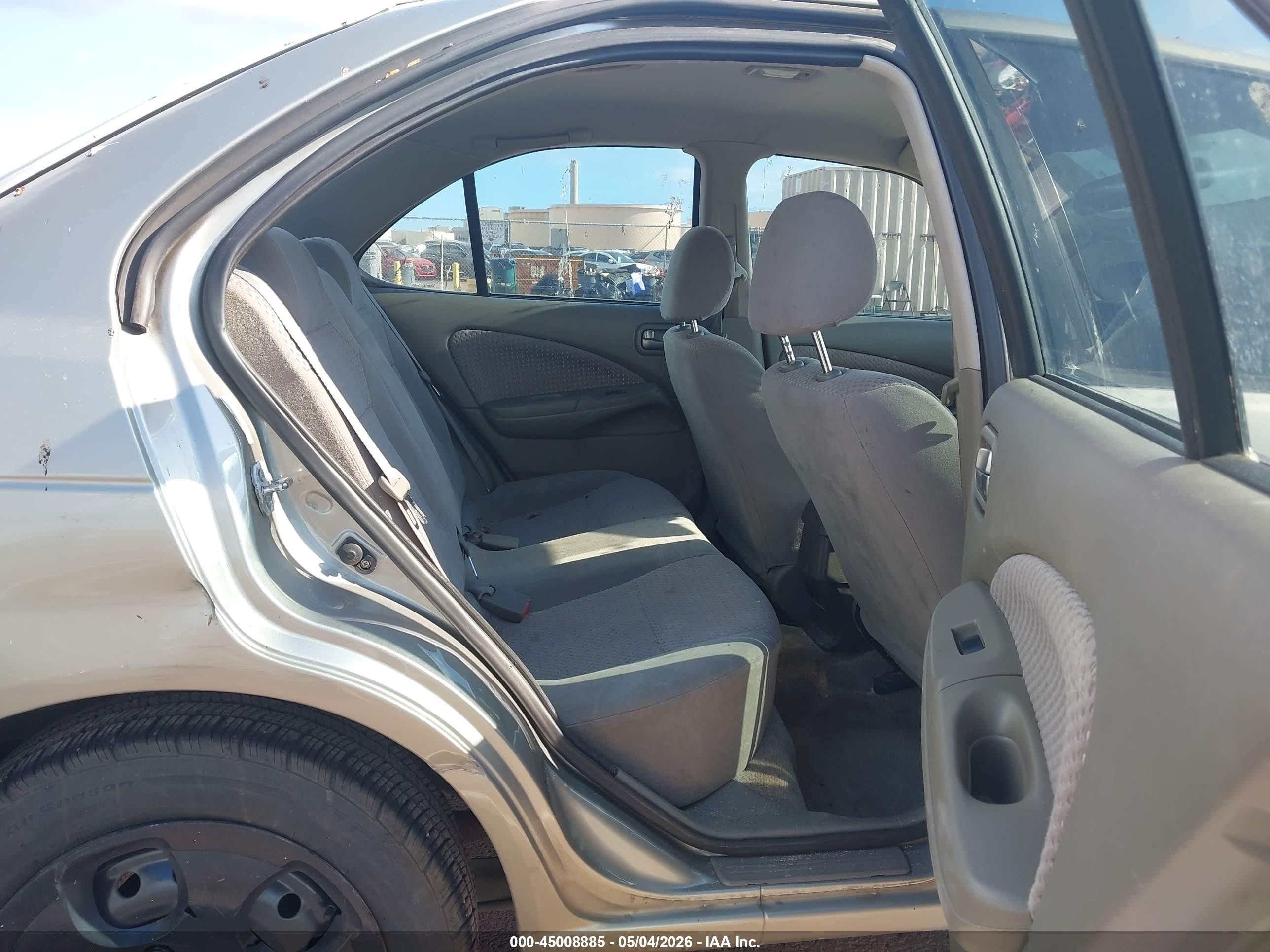 2005 Nissan Sentra 1.8s Beige vin: 3N1CB51DX5L459524
