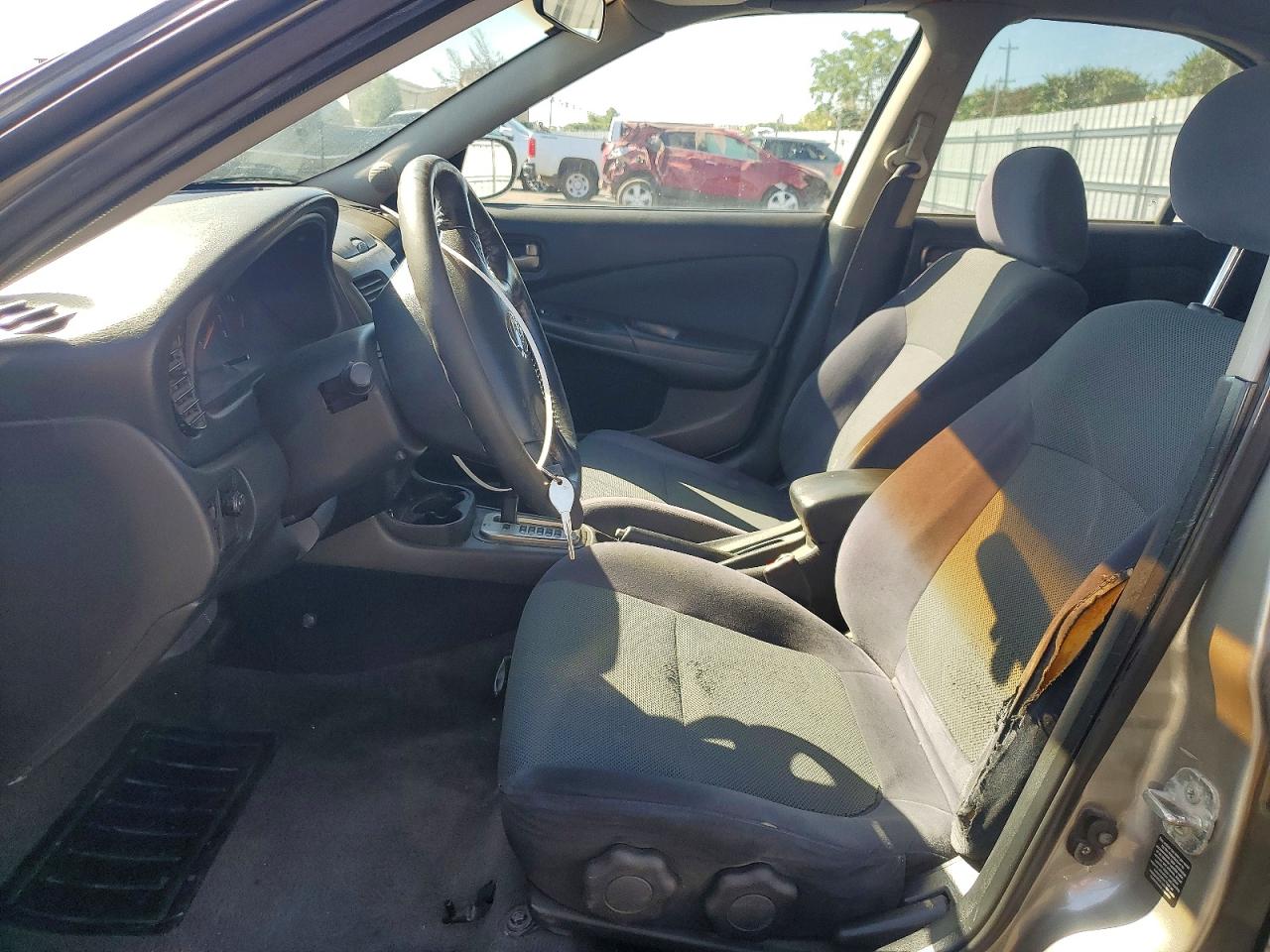 2005 Nissan Sentra 1.8 Желто-коричневый vin: 3N1CB51DX5L541561