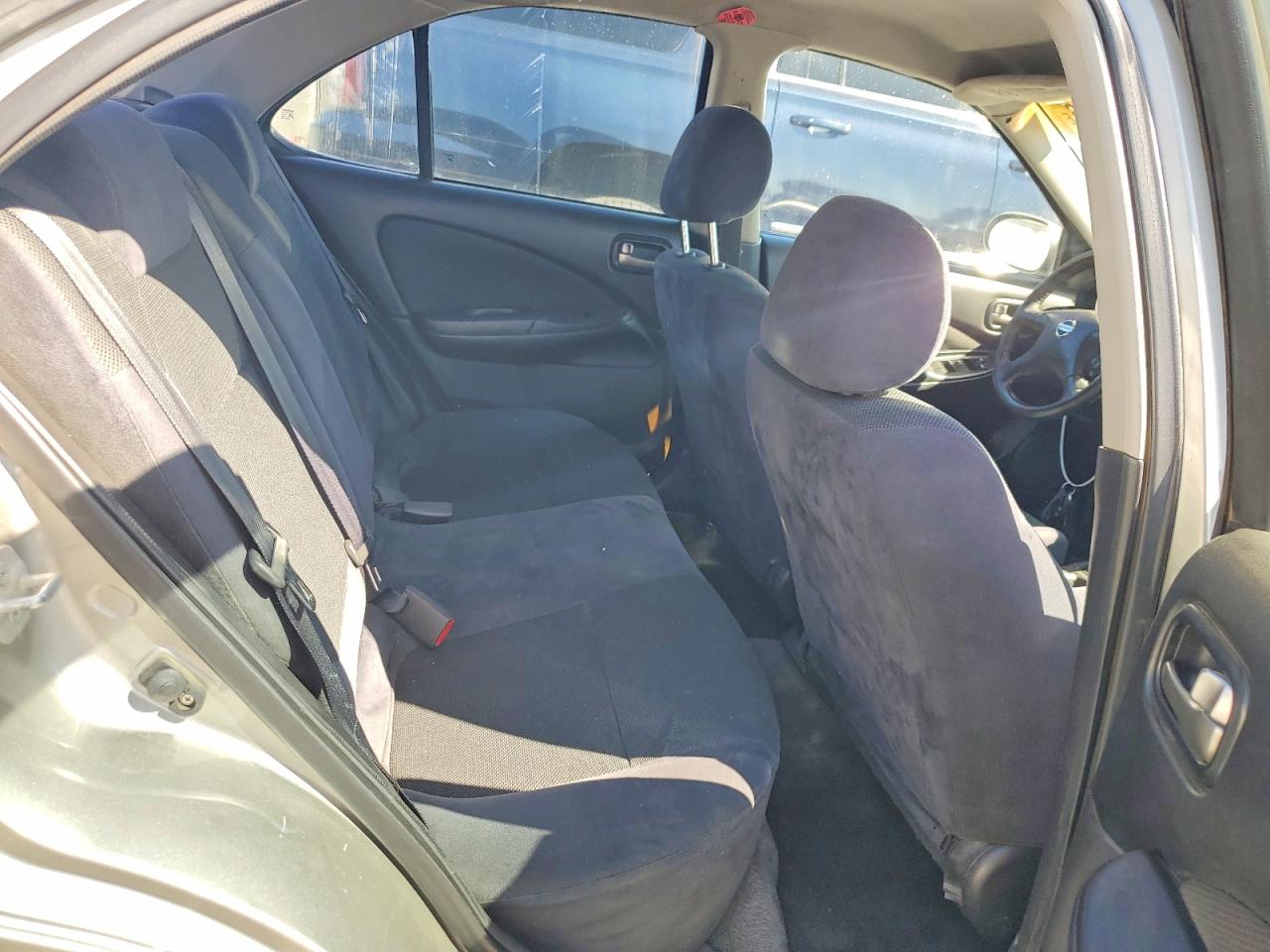 2005 Nissan Sentra 1.8 Желто-коричневый vin: 3N1CB51DX5L541561