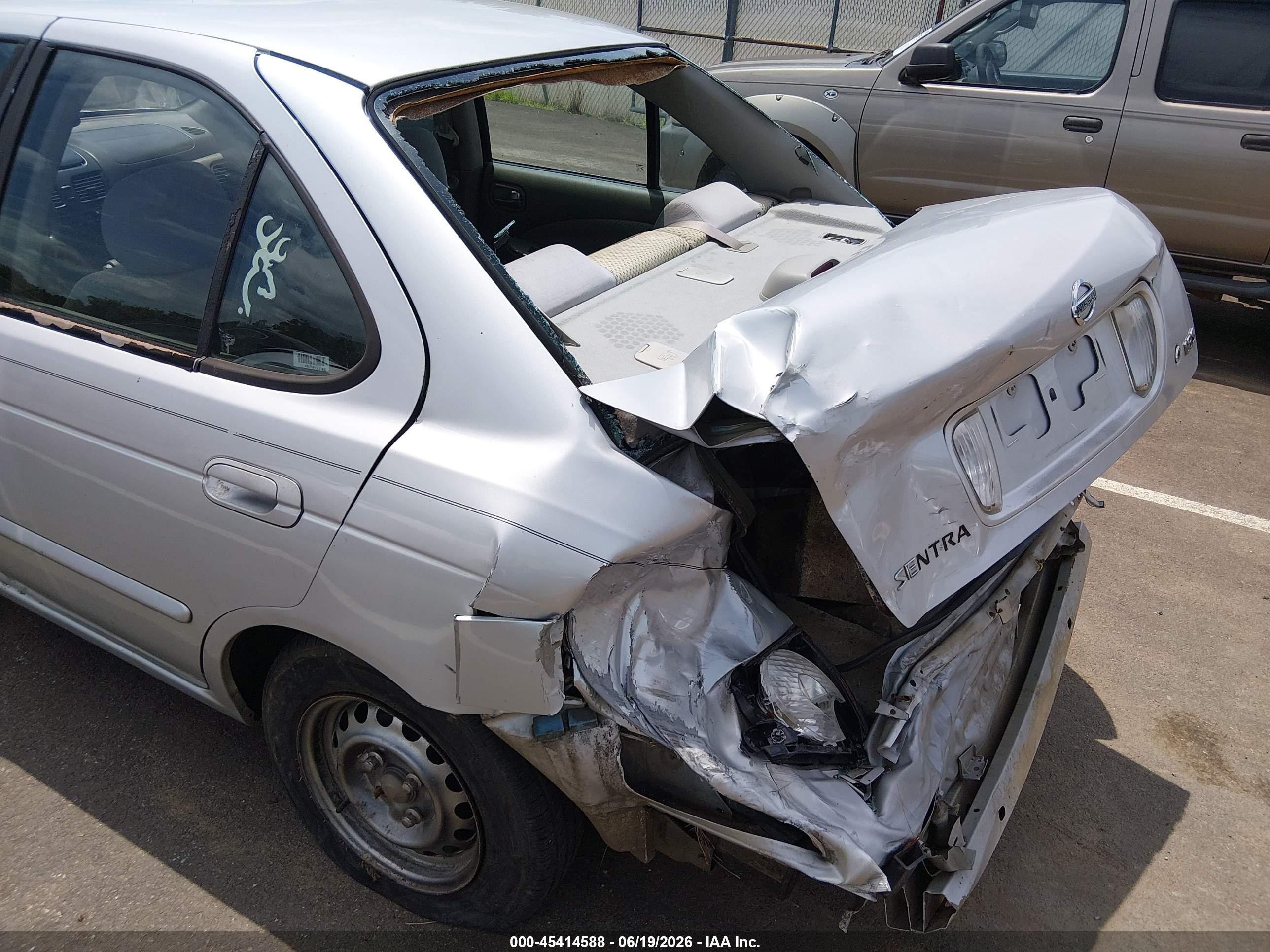 2006 Nissan Sentra 1.8s Silver vin: 3N1CB51DX6L462991