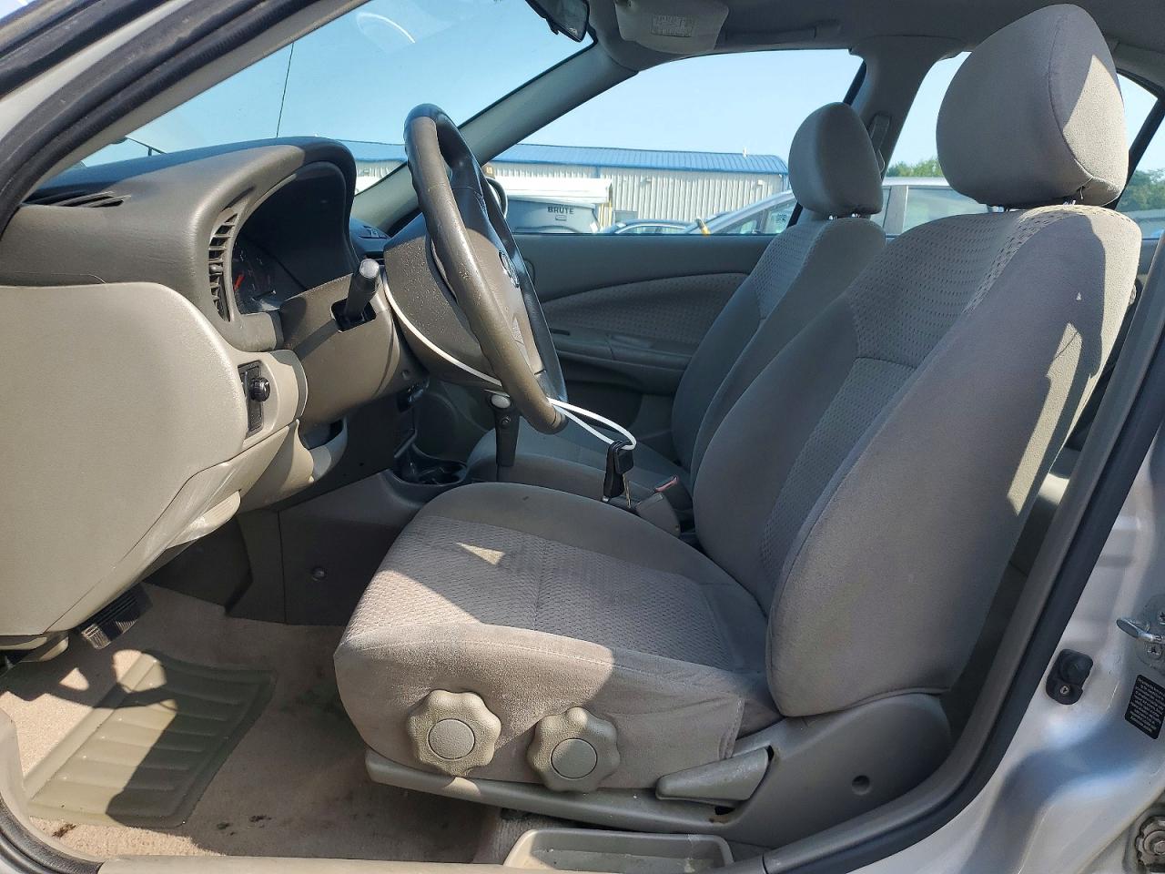 2006 Nissan Sentra 1.8 Silver vin: 3N1CB51DX6L477376