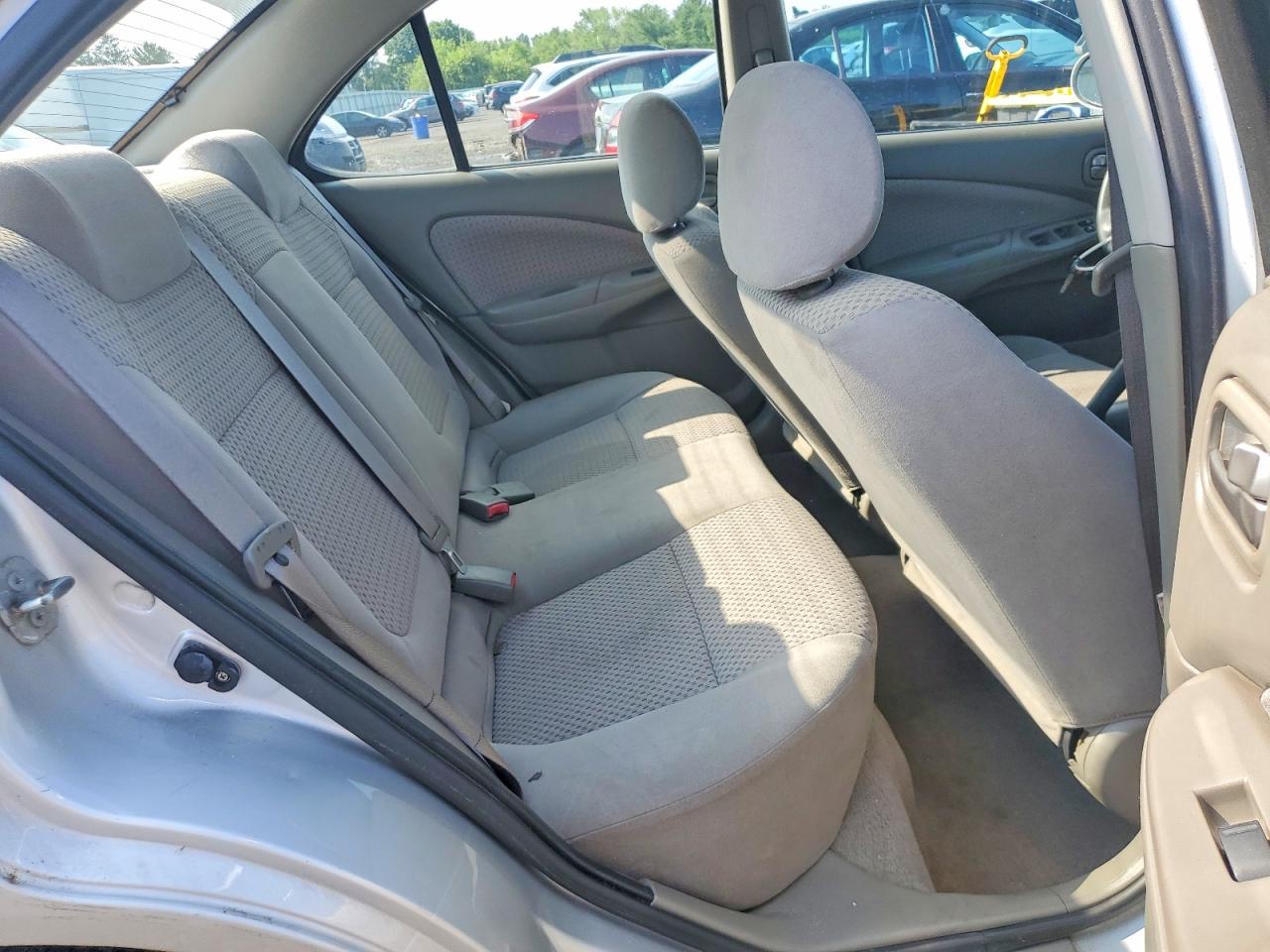2006 Nissan Sentra 1.8 Silver vin: 3N1CB51DX6L477376