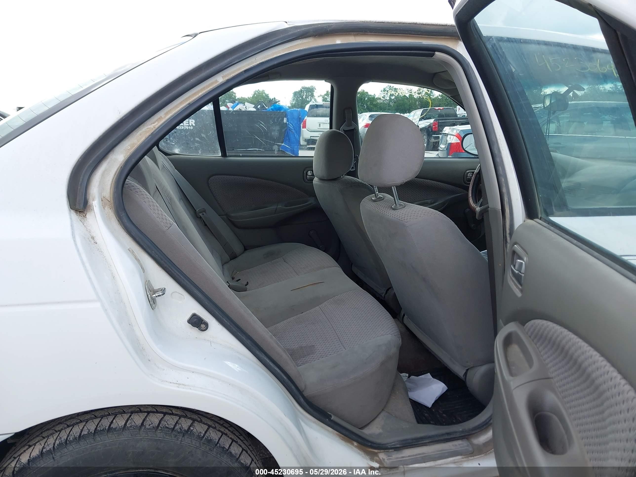2006 Nissan Sentra 1.8 White vin: 3N1CB51DX6L630547