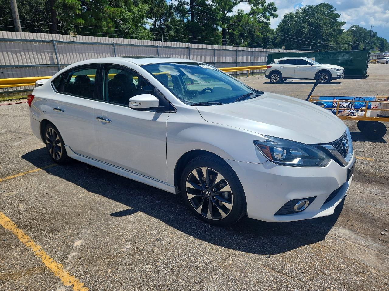 2017 Nissan Sentra Sr Turbo Белый vin: 3N1CB7AP7HY327575