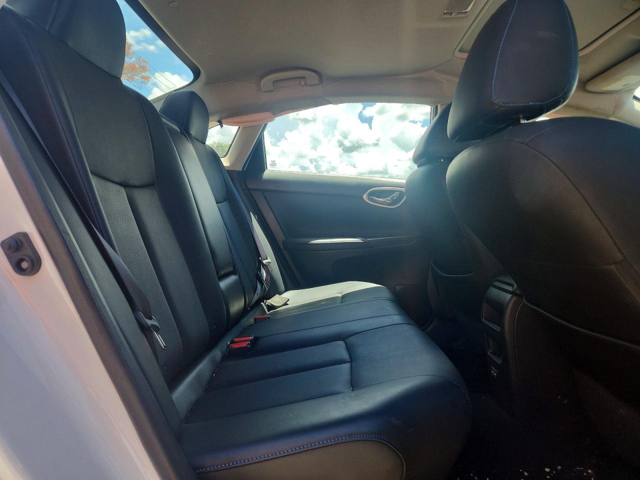 2017 Nissan Sentra Sr Turbo Белый vin: 3N1CB7AP7HY327575
