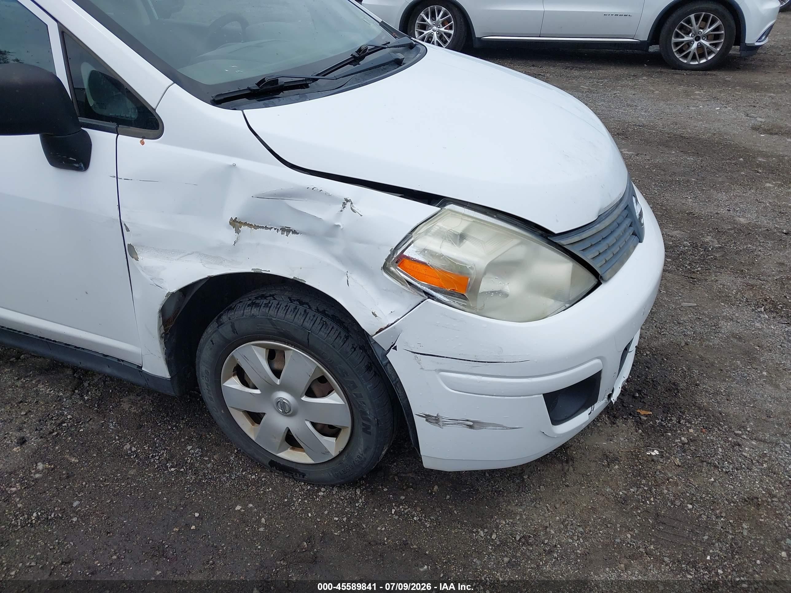 2009 Nissan Versa 1.6 White vin: 3N1CC11E19L484090