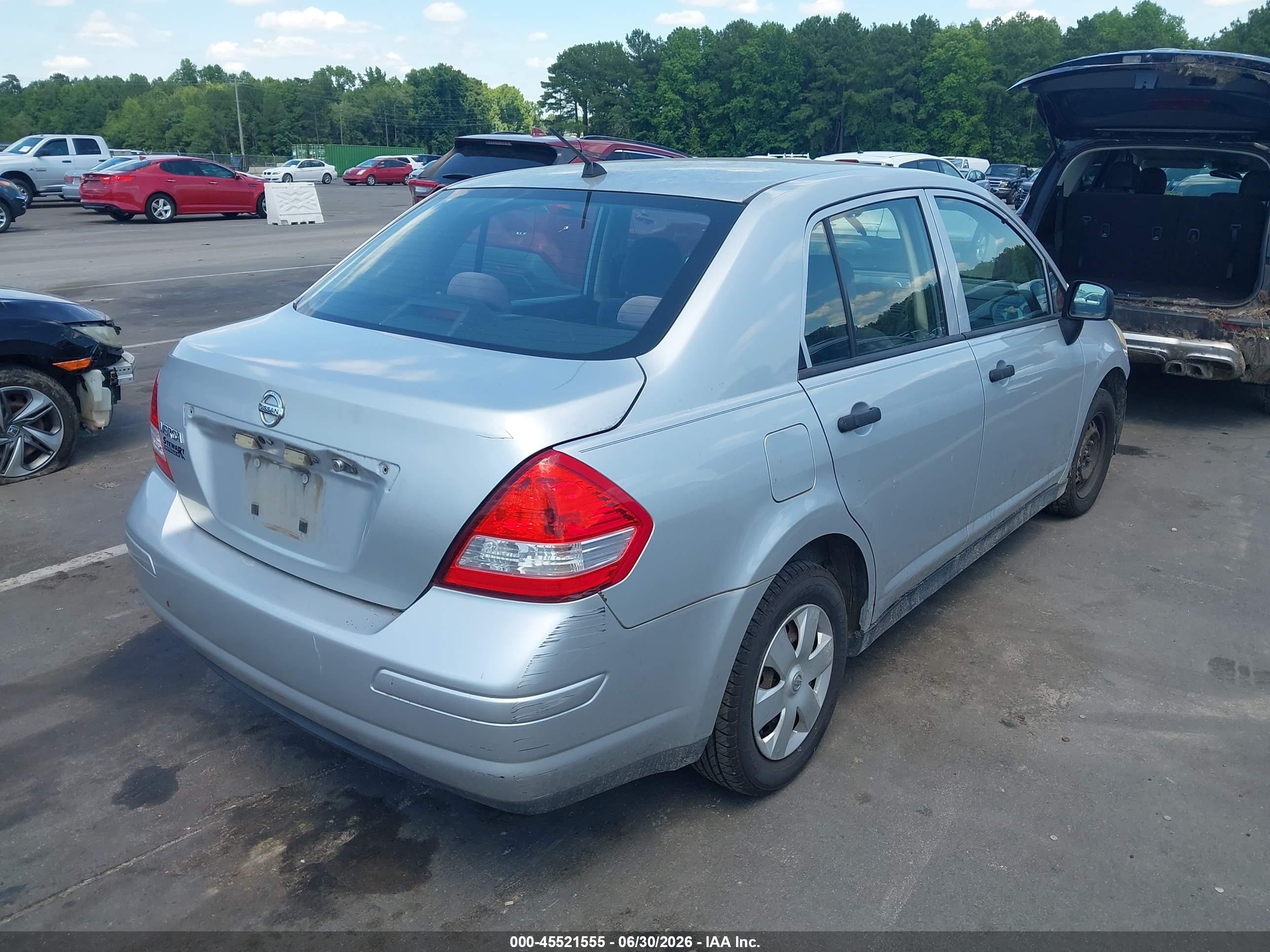 2009 Nissan Versa 1.6 Silver vin: 3N1CC11E29L484213