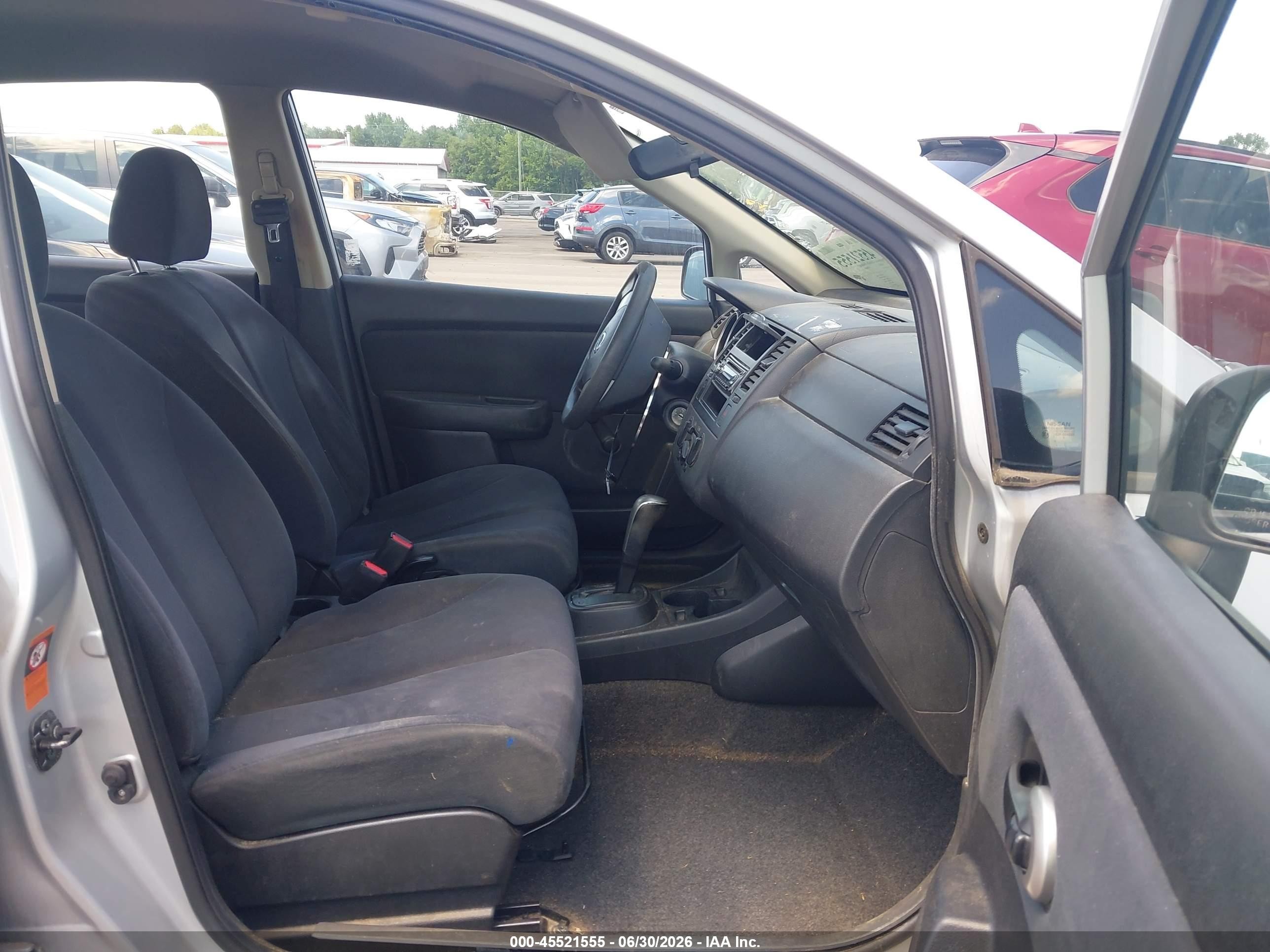 2009 Nissan Versa 1.6 Silver vin: 3N1CC11E29L484213