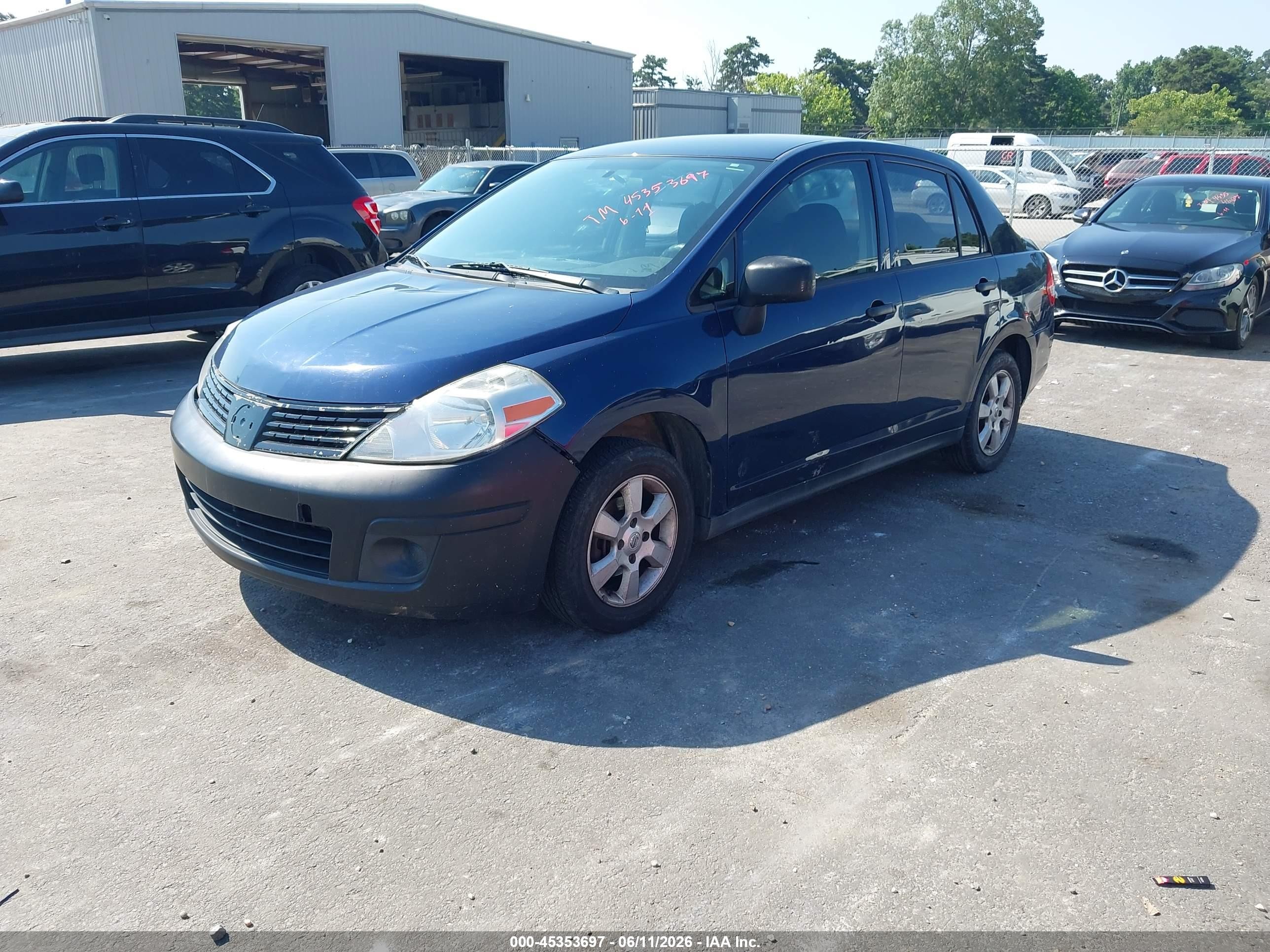 2009 Nissan Versa 1.6 Base Blue vin: 3N1CC11E59L469804