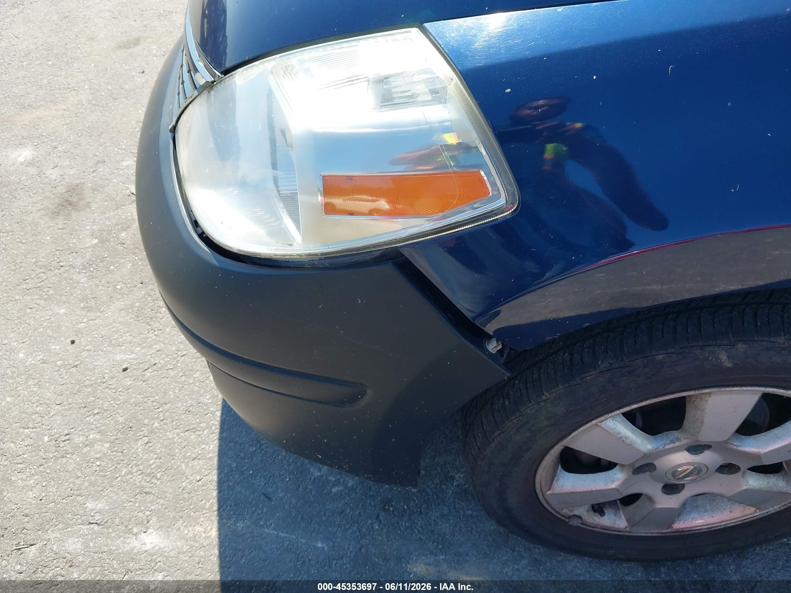 2009 Nissan Versa 1.6 Base Blue vin: 3N1CC11E59L469804