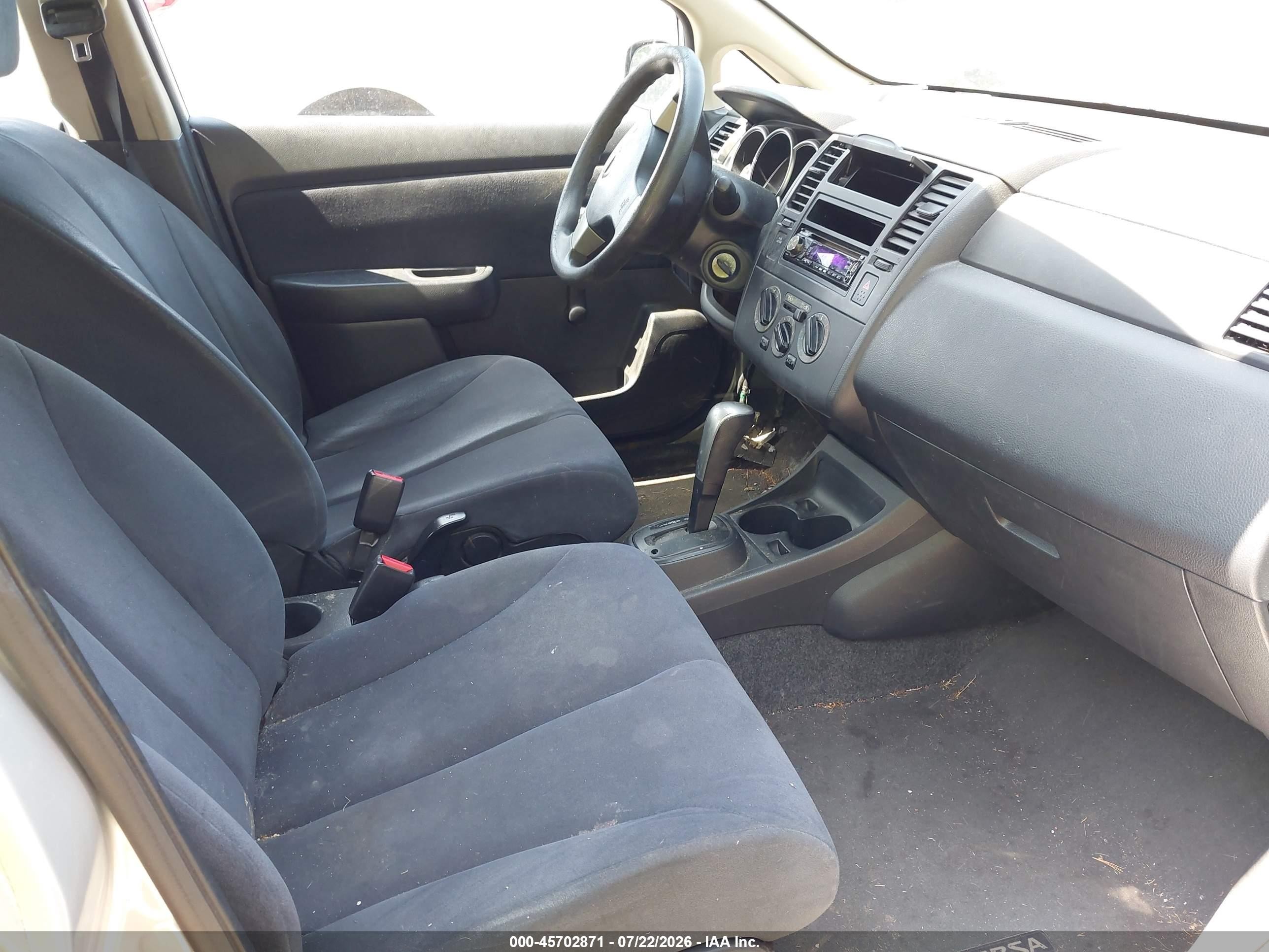 2009 Nissan Versa 1.6 Серый vin: 3N1CC11E69L498843