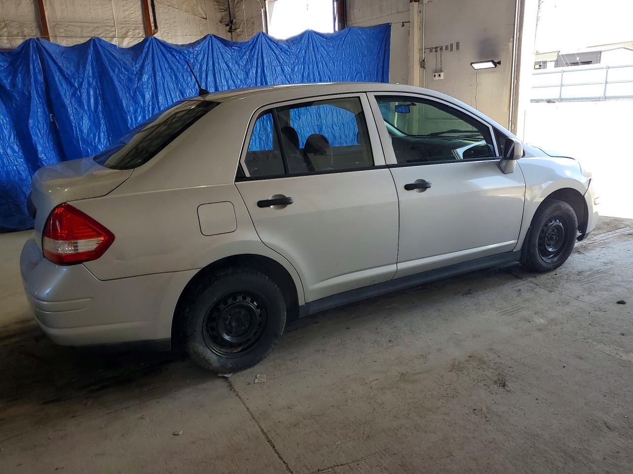 2009 Nissan Versa 1.6 Base Gray vin: 3N1CC11E79L425187