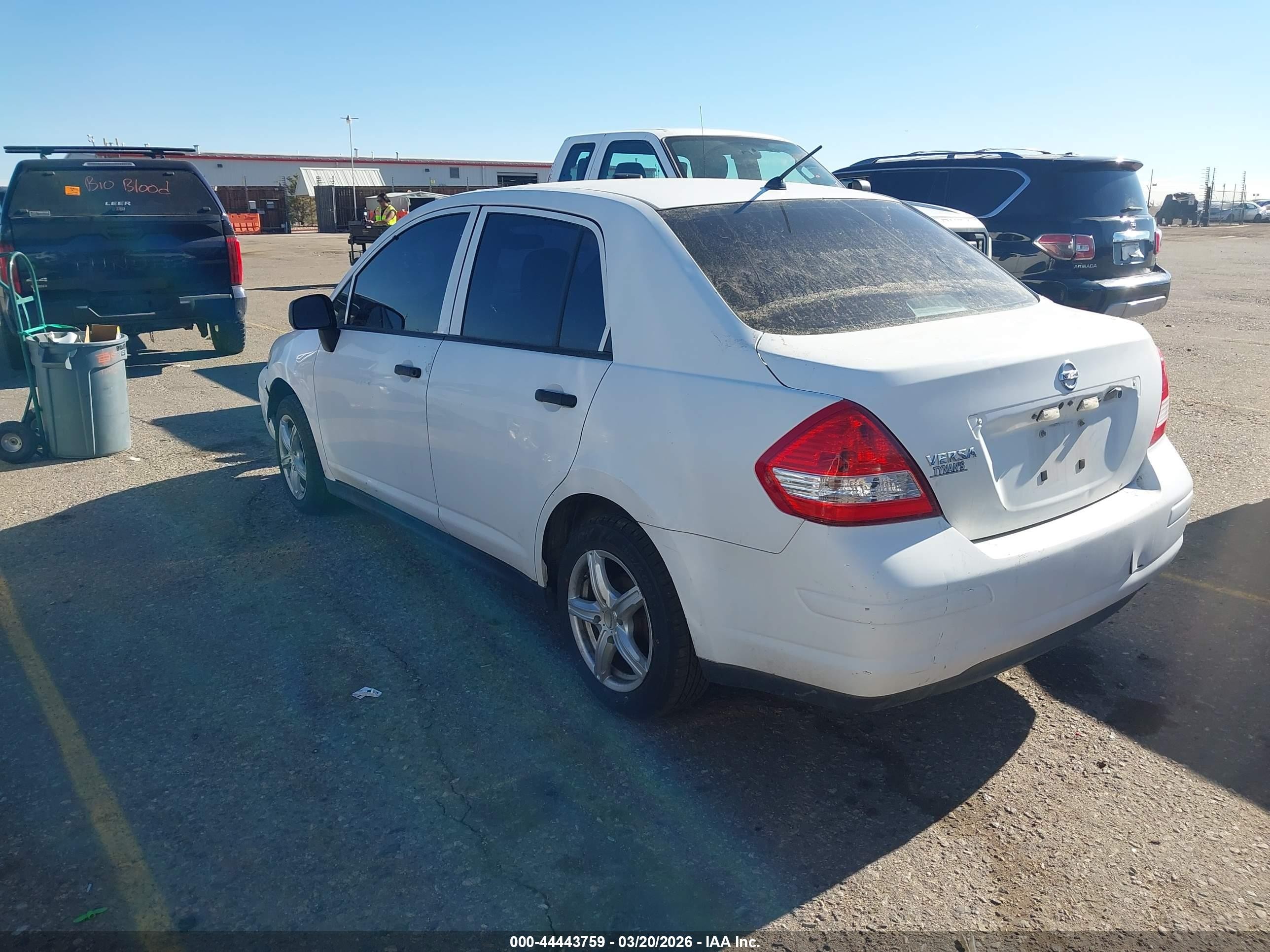 2009 Nissan Versa 1.6 White vin: 3N1CC11E89L483857