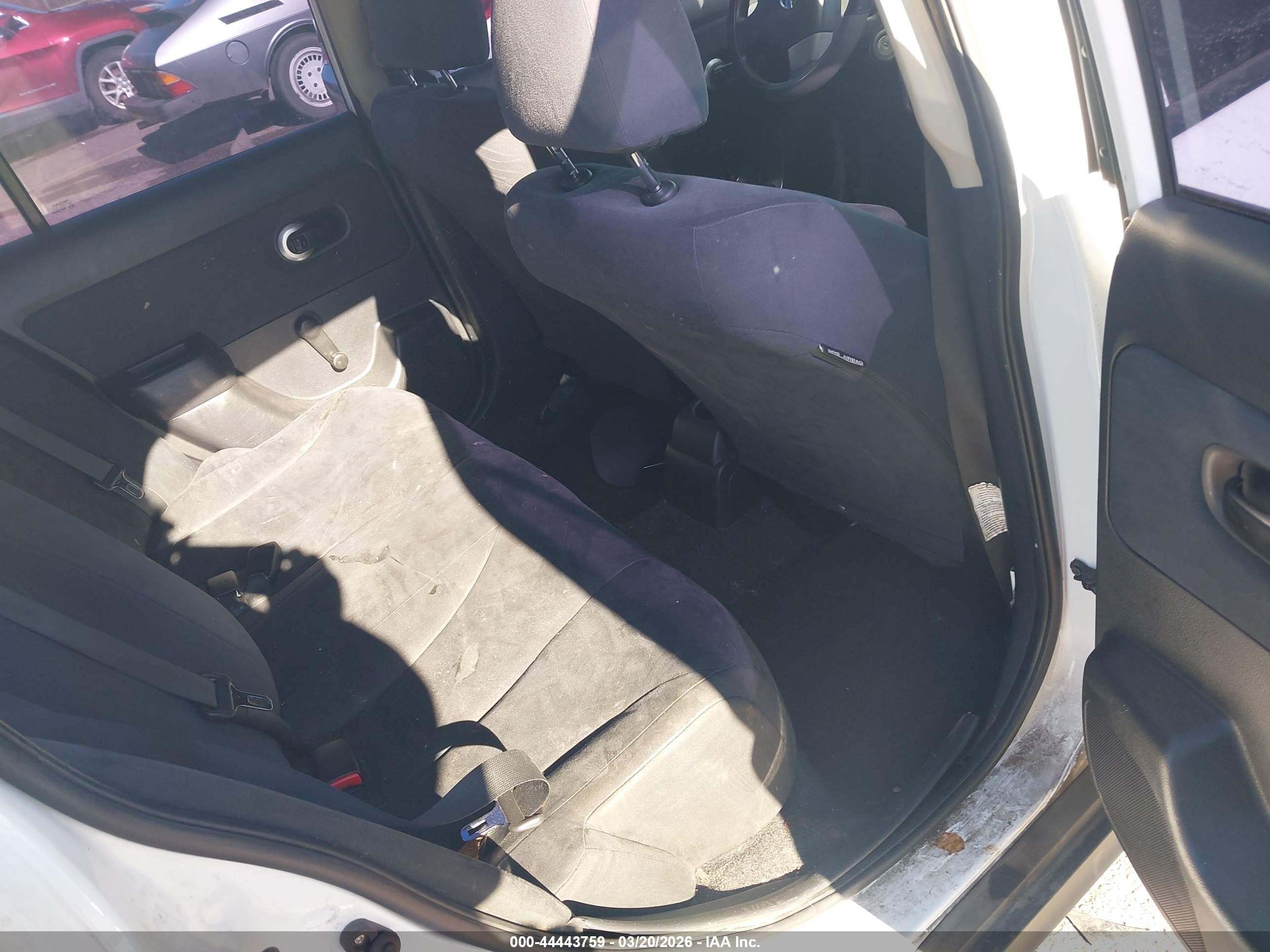 2009 Nissan Versa 1.6 White vin: 3N1CC11E89L483857