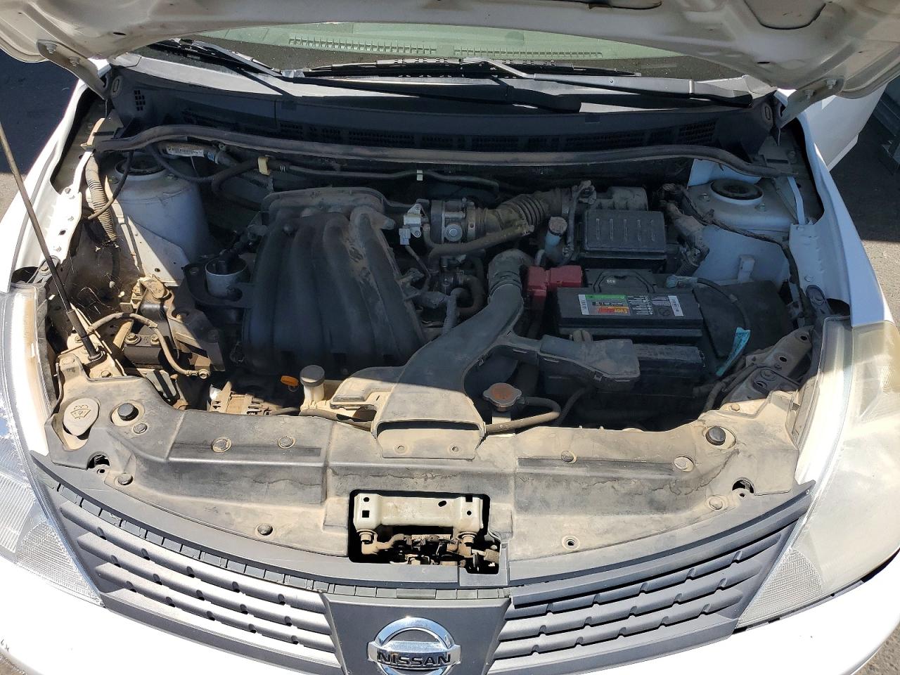 2009 Nissan Versa 1.6 Base White vin: 3N1CC11E99L436627