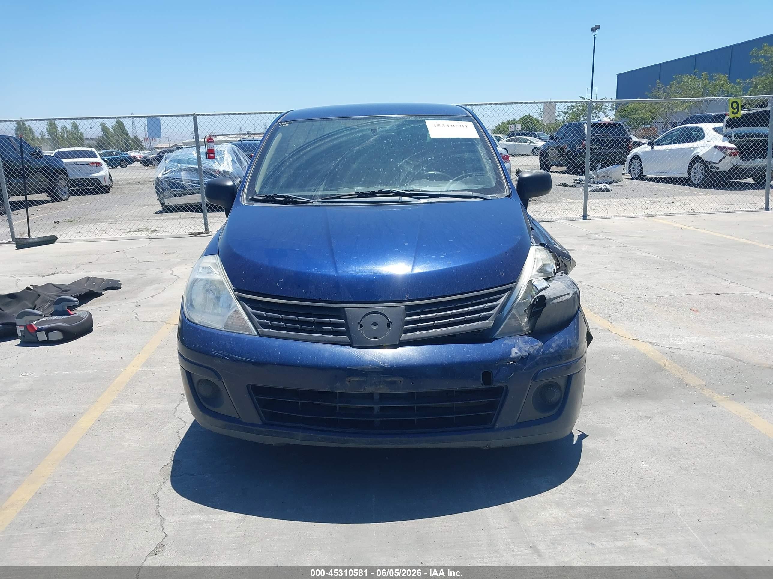 2011 Nissan Versa 1.6 Синий vin: 3N1CC1AP1BL405945