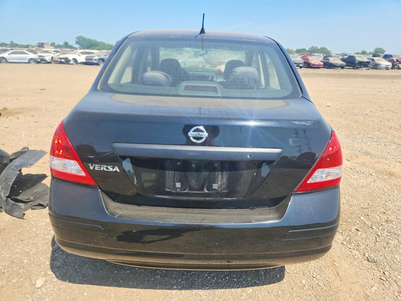 2011 Nissan Versa 1.6 Base Black vin: 3N1CC1AP1BL412183