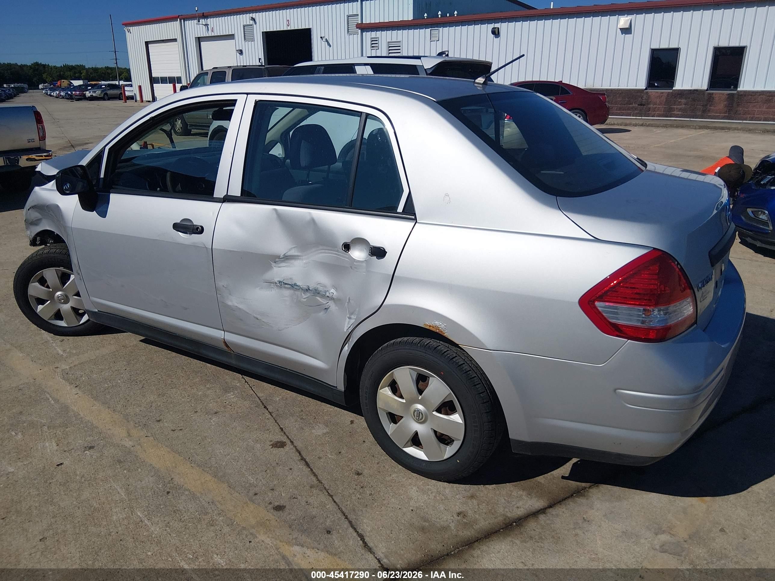 2011 Nissan Versa 1.6 Gray vin: 3N1CC1AP1BL435012