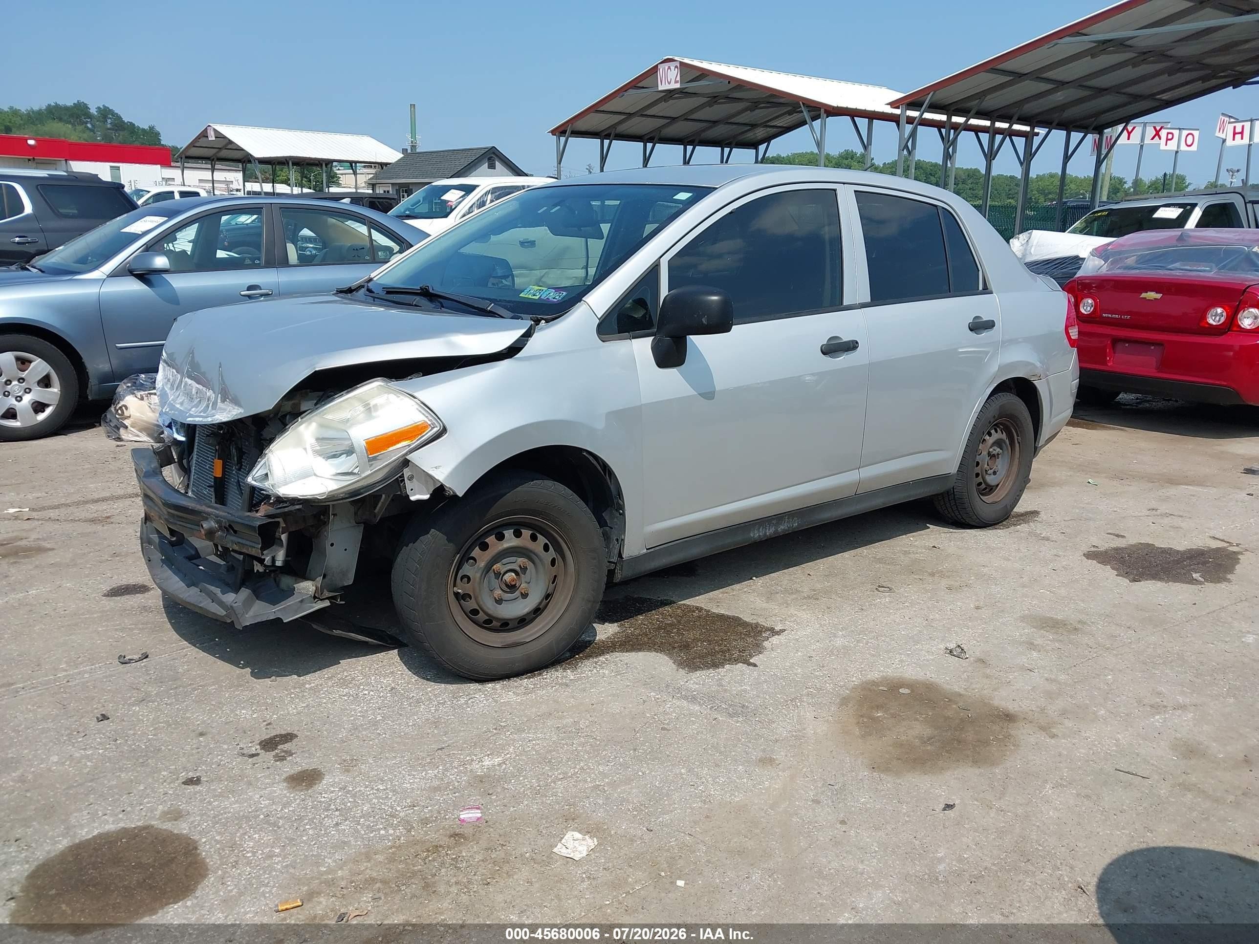 2010 Nissan Versa 1.6 Silver vin: 3N1CC1AP3AL375586