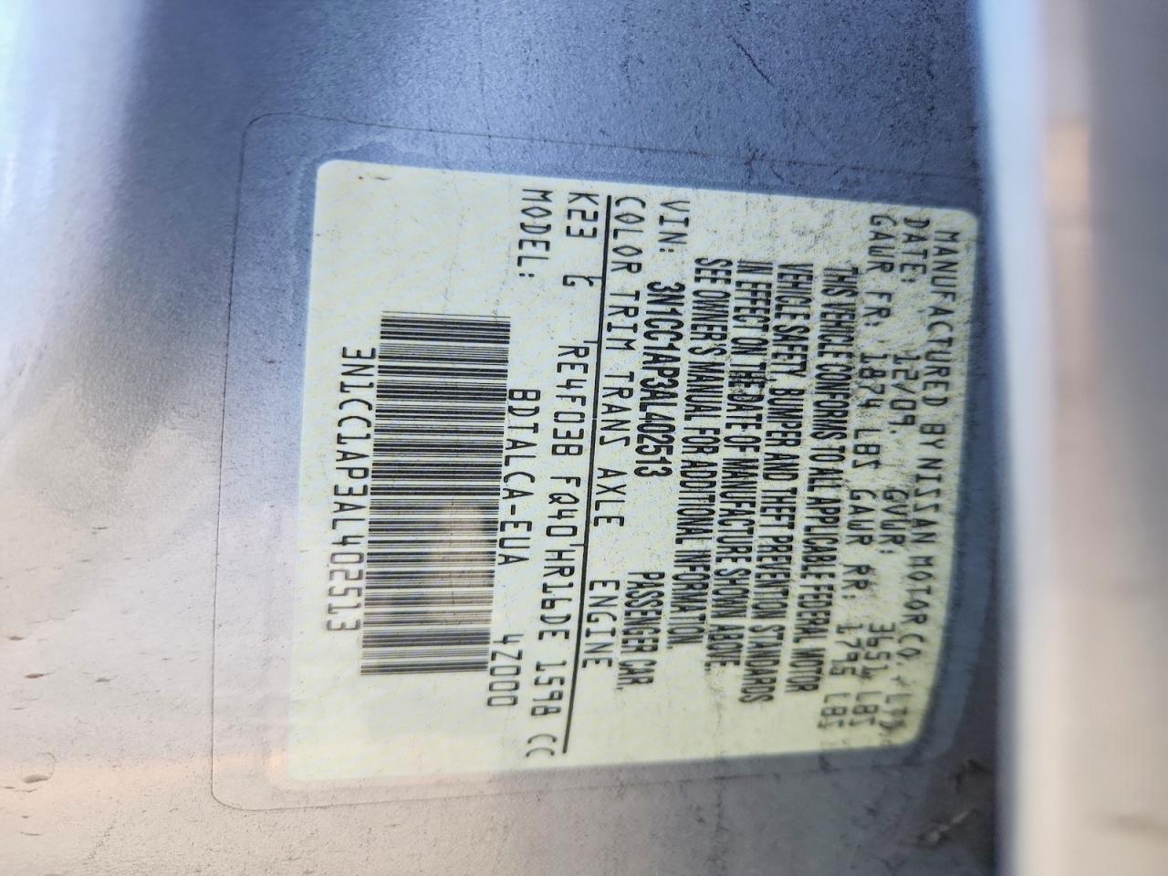 2010 Nissan Versa 1.6 Base Silver vin: 3N1CC1AP3AL402513