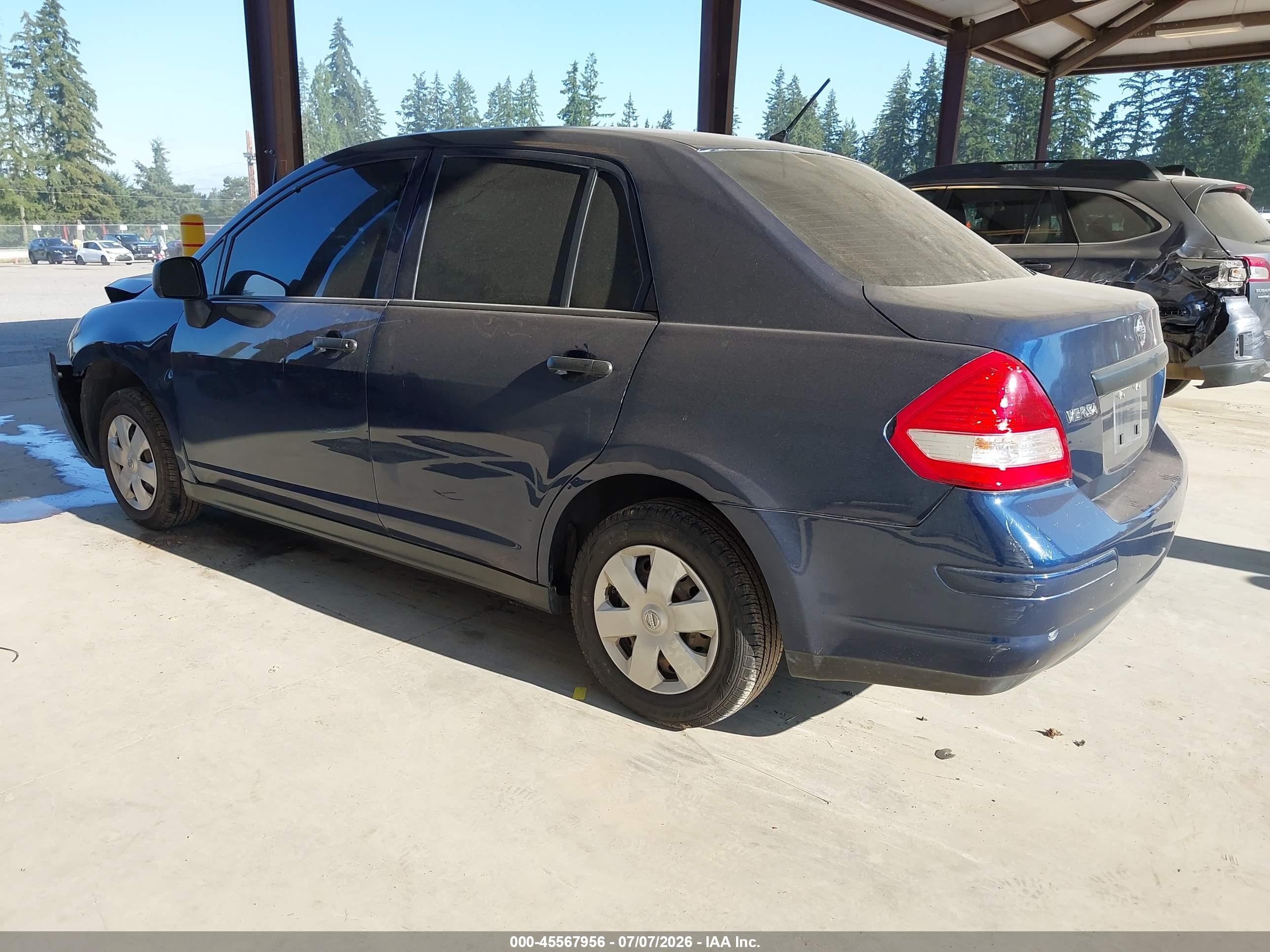 2011 Nissan Versa 1.6 Base Blue vin: 3N1CC1AP3BL432743