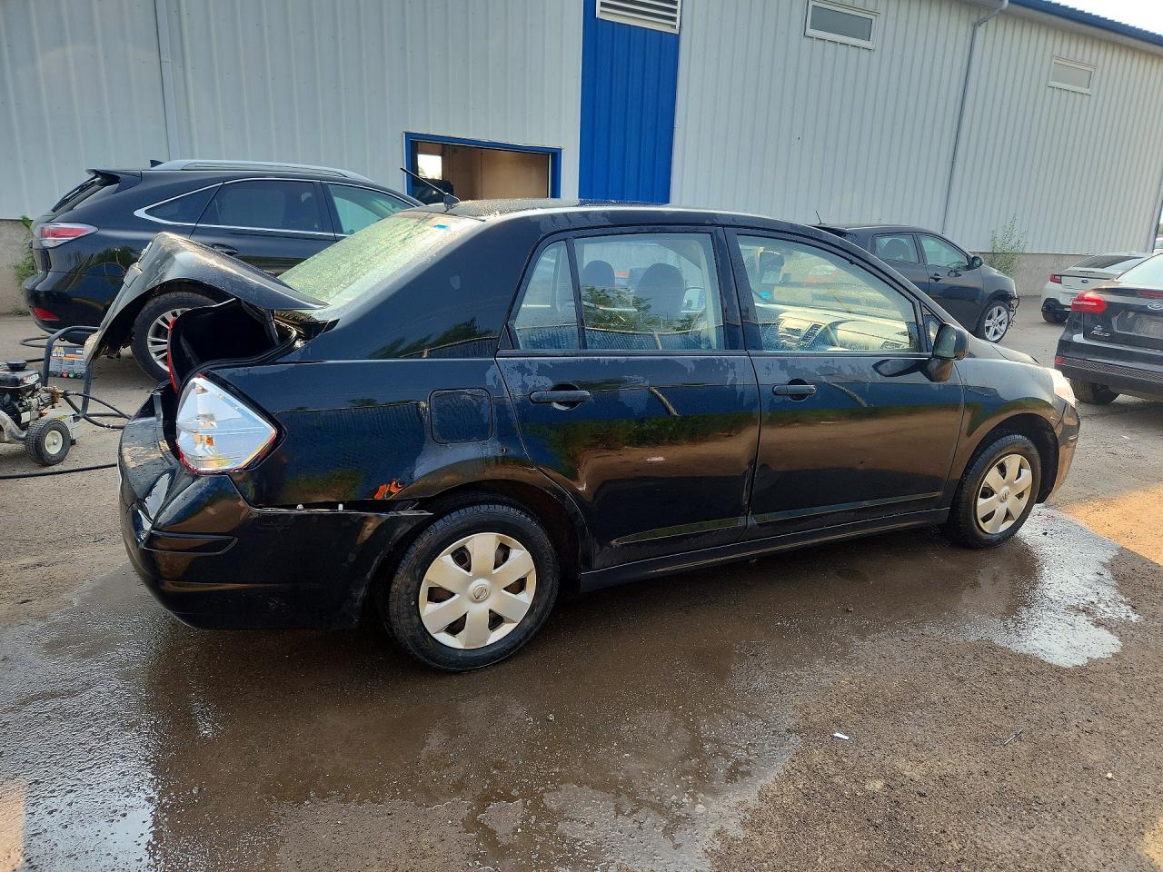 2011 Nissan Versa 1.6 Base Black vin: 3N1CC1AP7BL498115