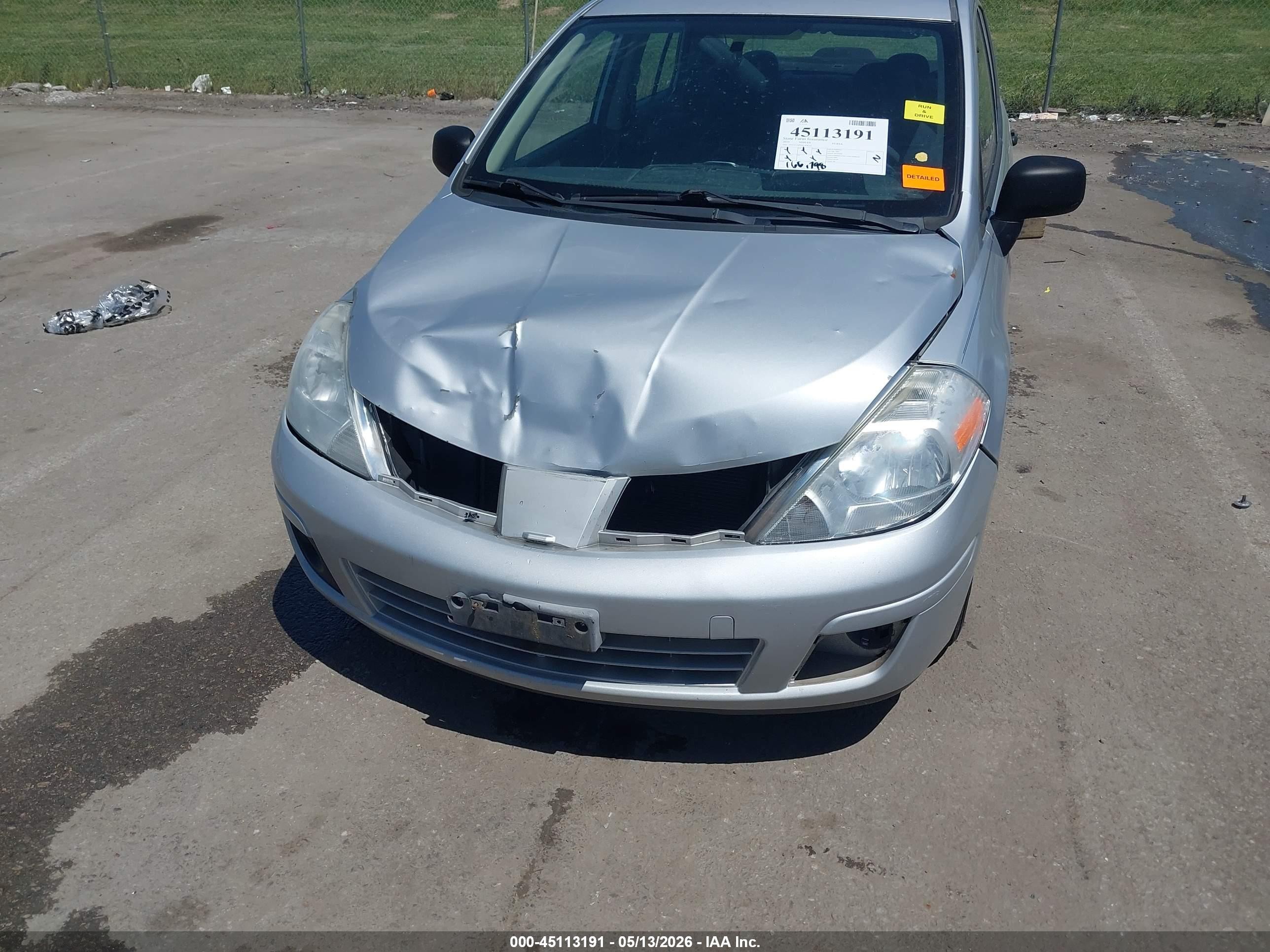 2010 Nissan Versa 1.6 Silver vin: 3N1CC1AP9AL418151