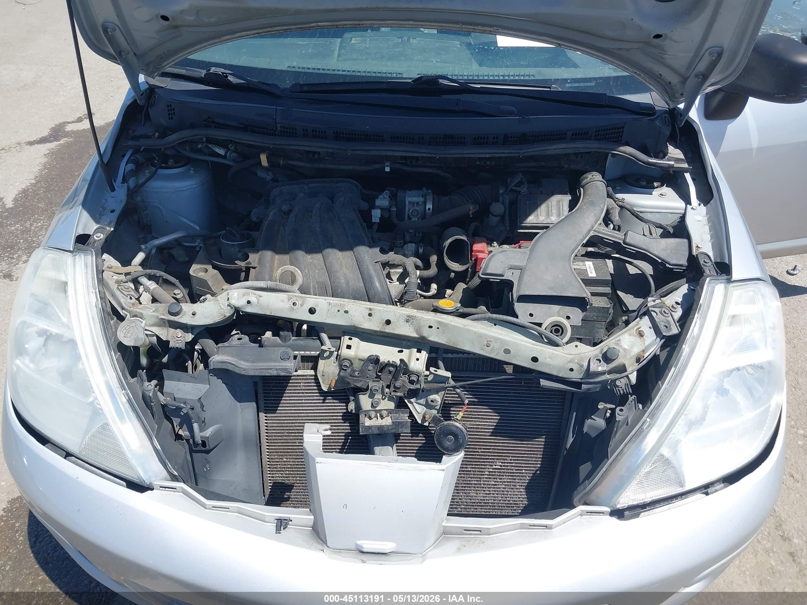 2010 Nissan Versa 1.6 Silver vin: 3N1CC1AP9AL418151