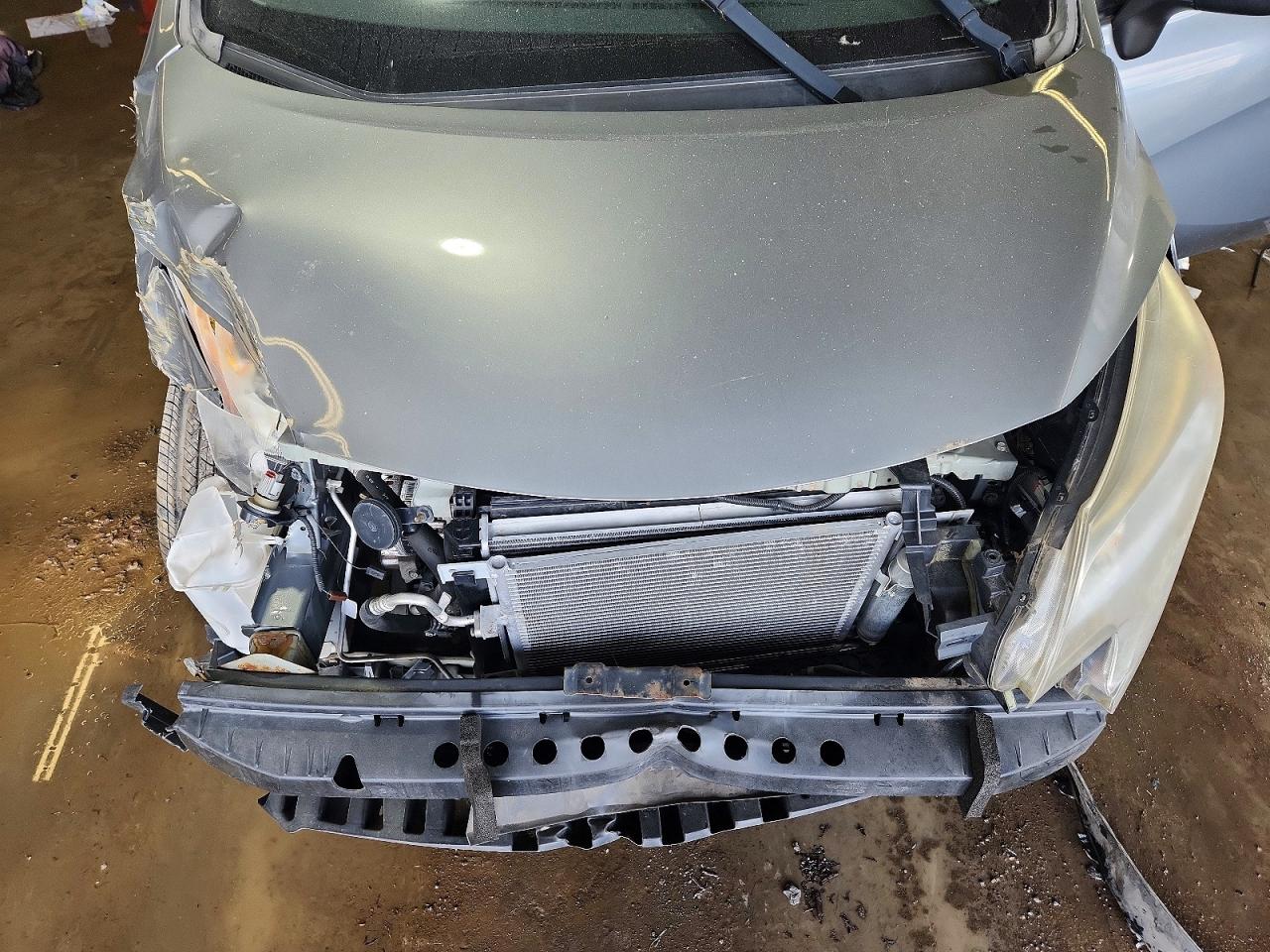 2014 Nissan Versa Note Sv Silver vin: 3N1CE2CP0EL359462