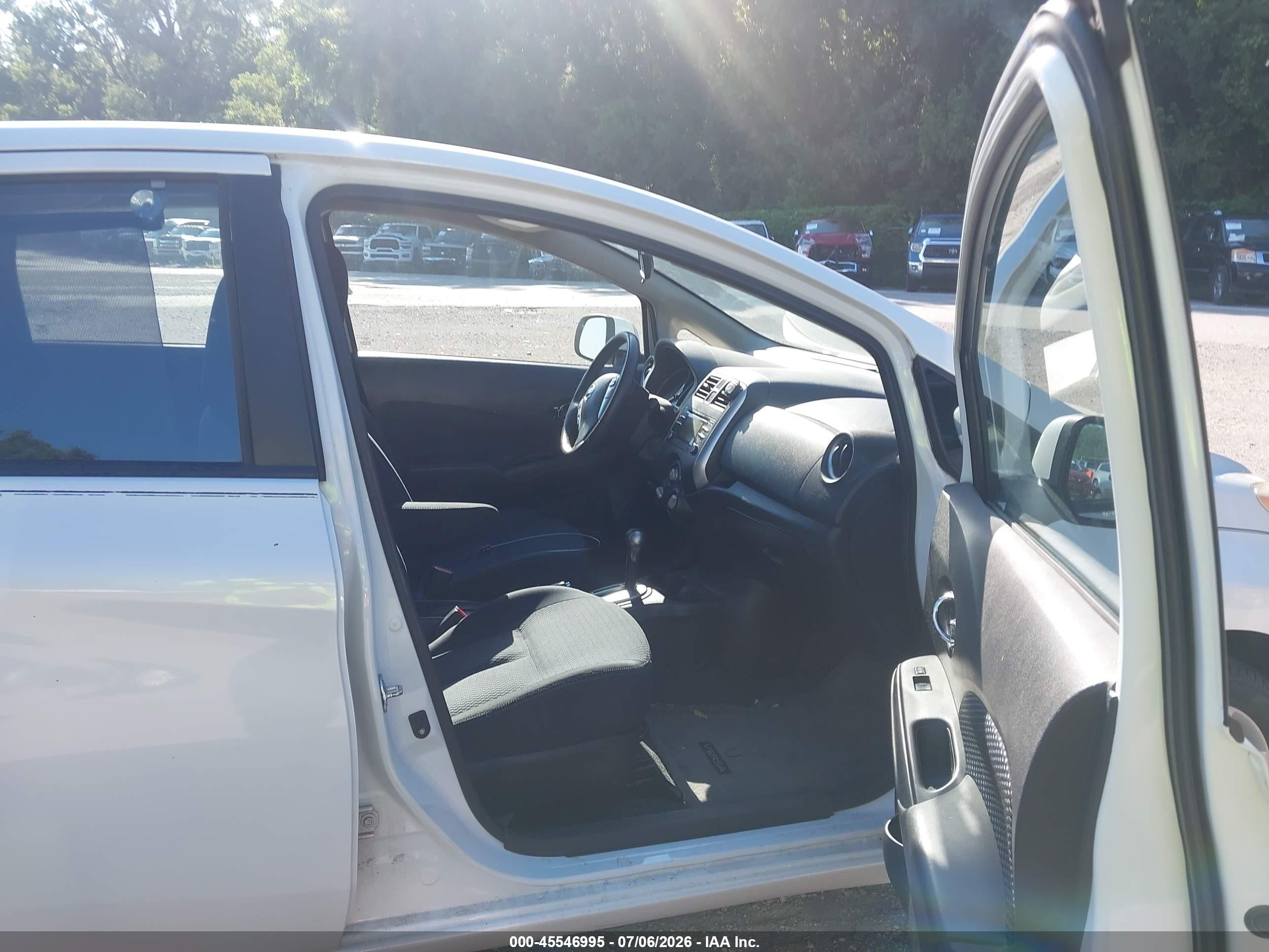 2014 Nissan Versa Note Sv White vin: 3N1CE2CP0EL361874