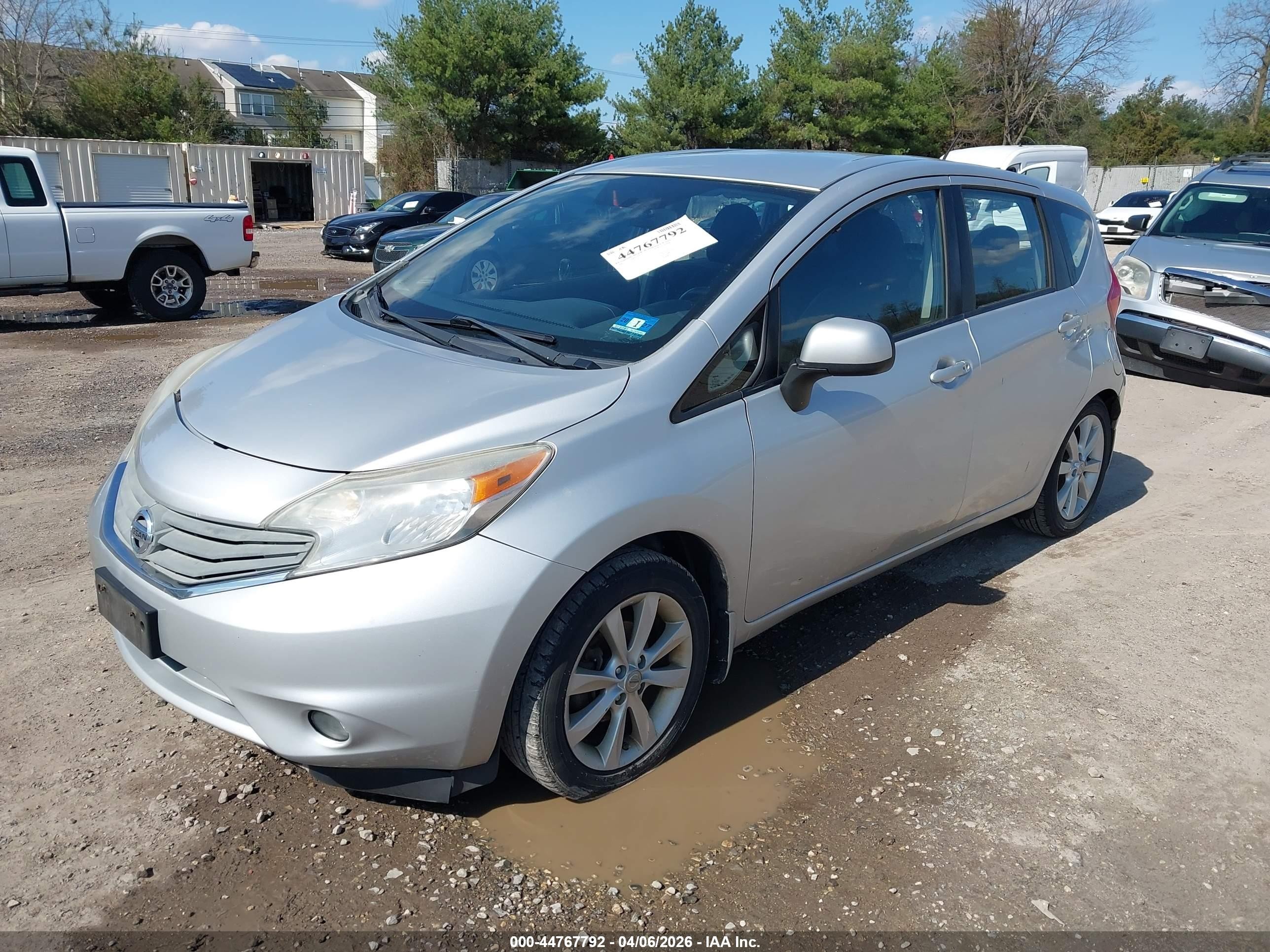 2014 Nissan Versa Note Sv Silver vin: 3N1CE2CP0EL396172