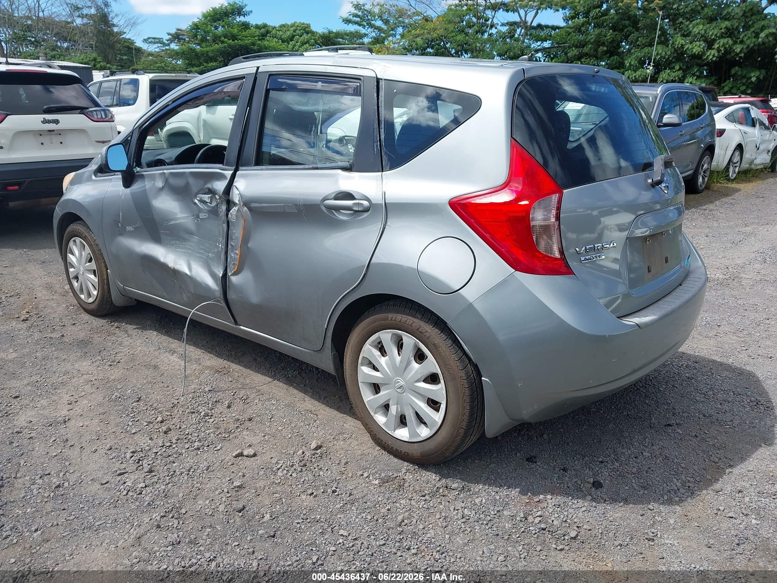 2014 Nissan Versa Note S Plus Silver vin: 3N1CE2CP0EL405940