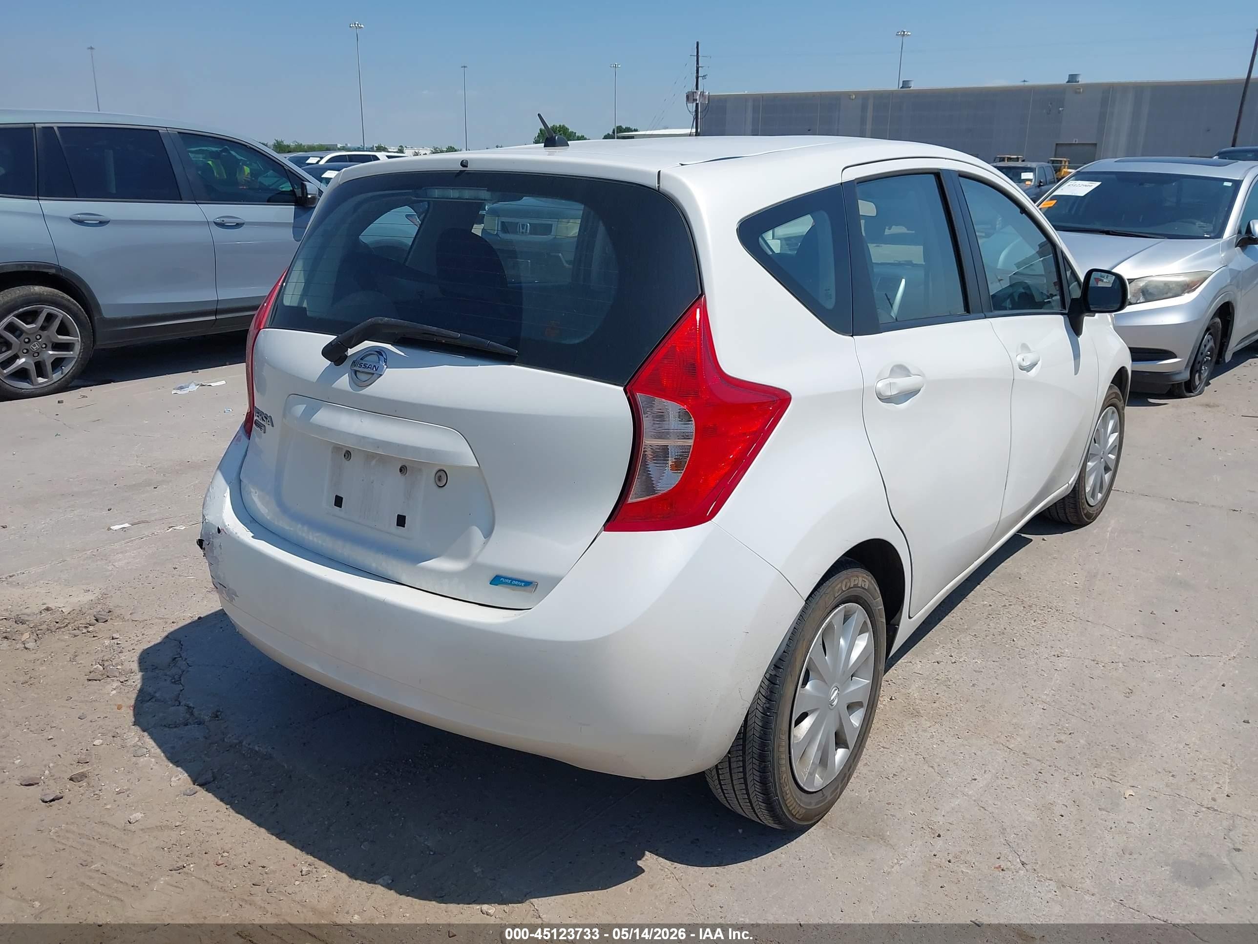 2014 Nissan Versa Note S Plus White vin: 3N1CE2CP0EL410121