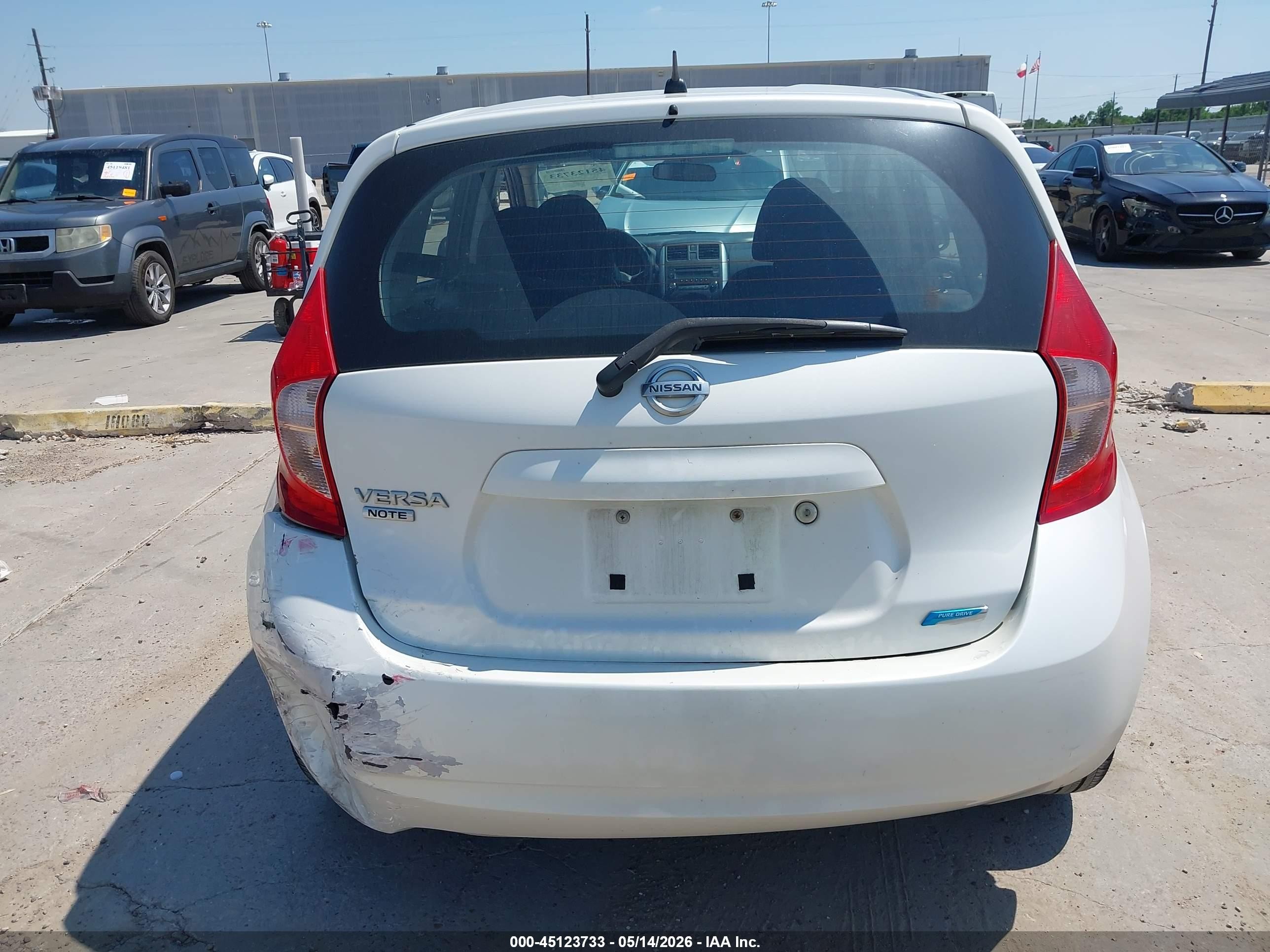 2014 Nissan Versa Note S Plus White vin: 3N1CE2CP0EL410121