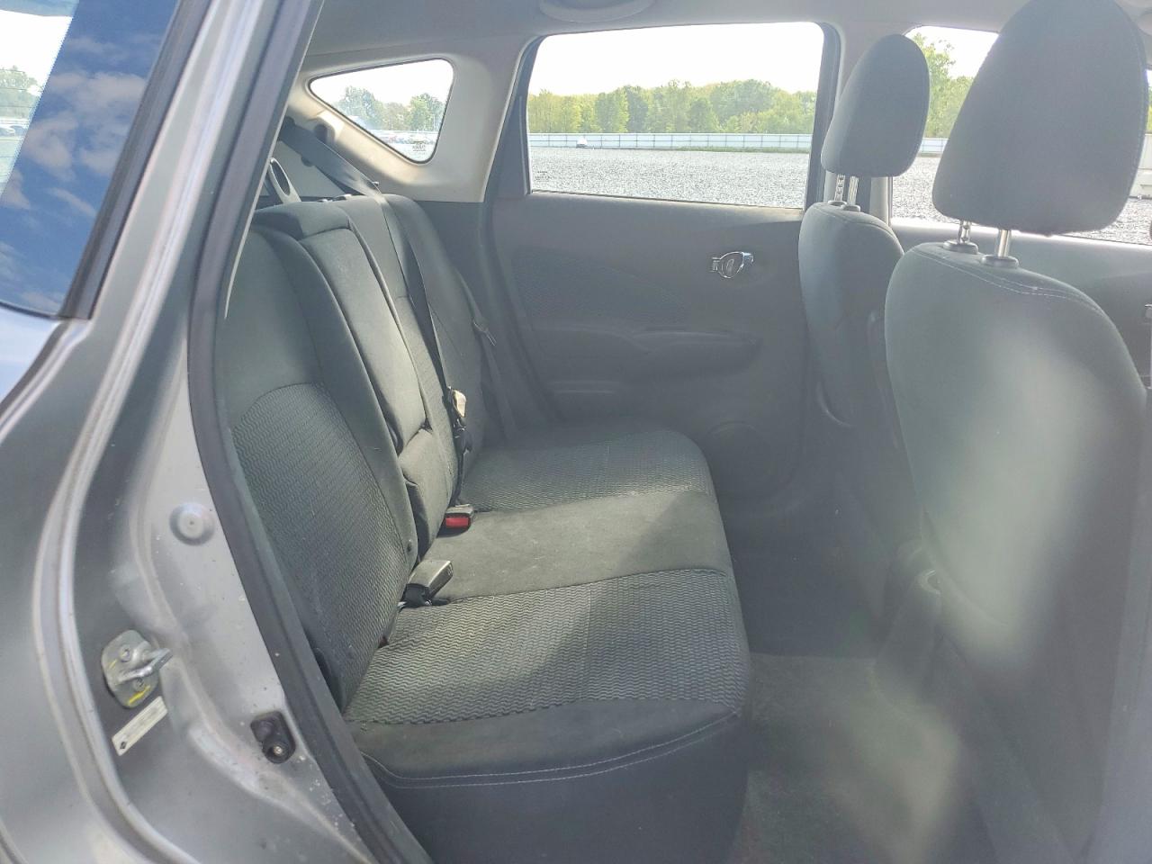2014 Nissan Versa Note Sv Silver vin: 3N1CE2CP0EL430806
