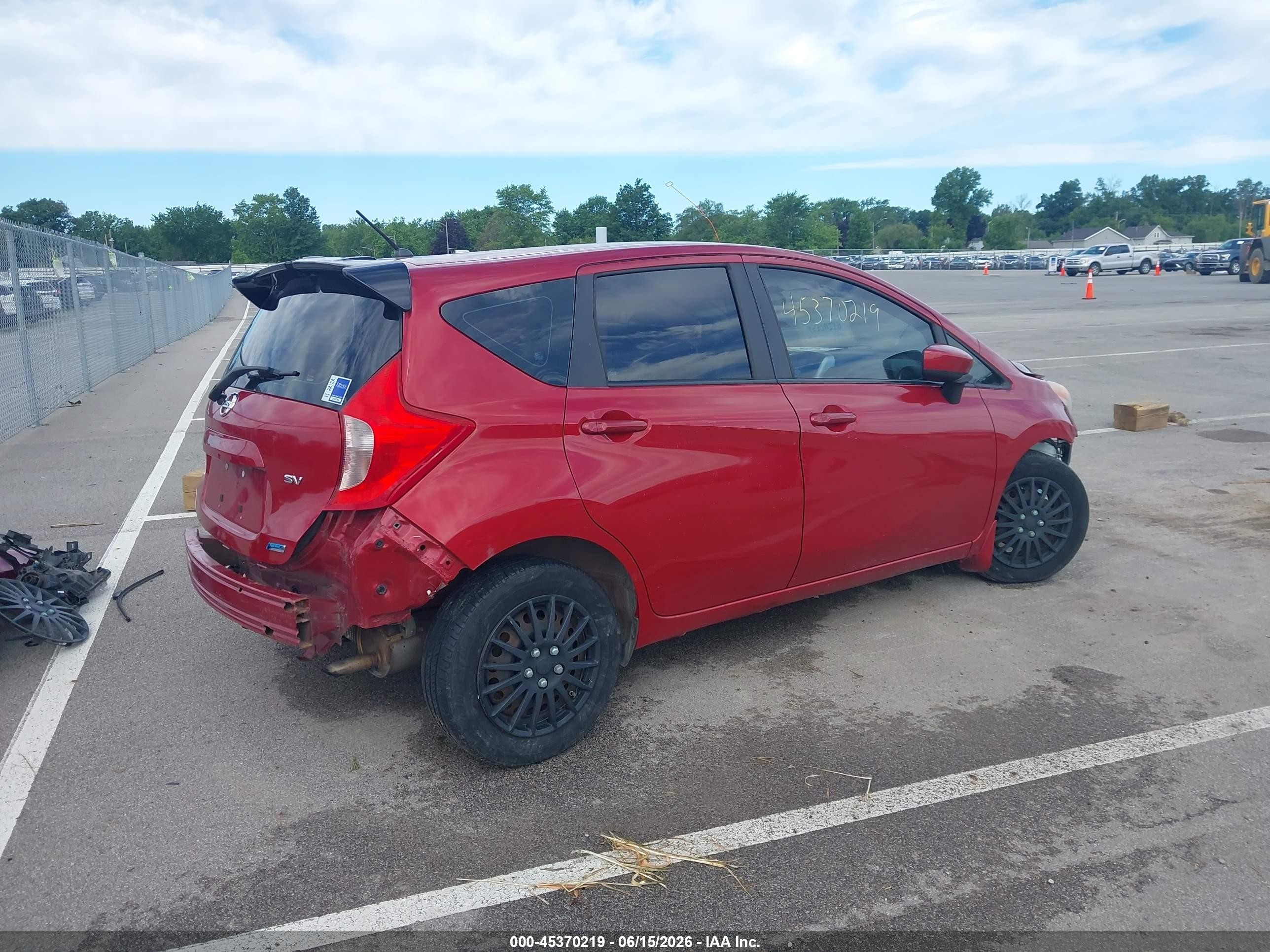 2015 Nissan Versa Note S (sr)/s Plus/sl/sr/sv Red vin: 3N1CE2CP0FL354408