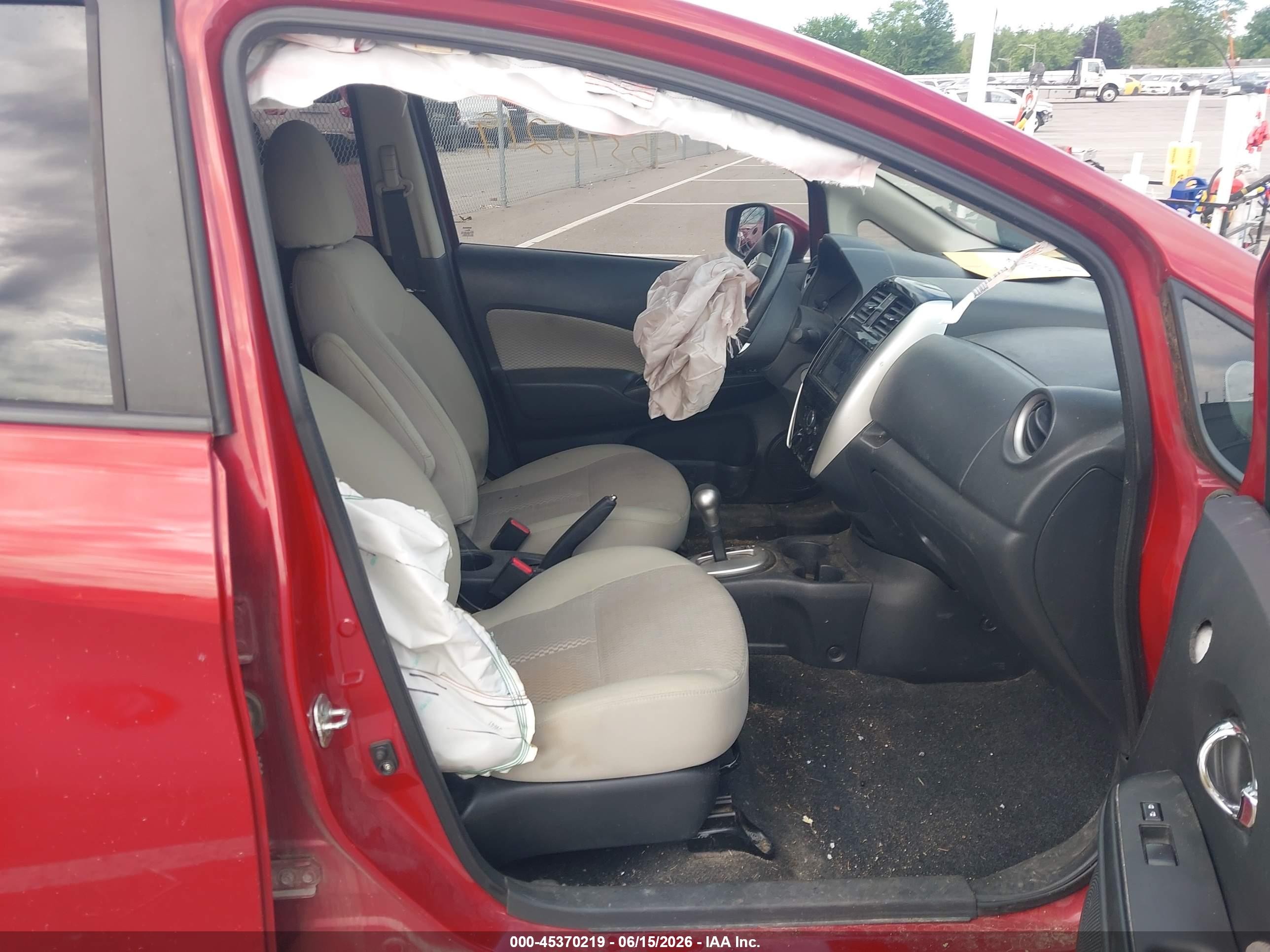 2015 Nissan Versa Note S (sr)/s Plus/sl/sr/sv Red vin: 3N1CE2CP0FL354408
