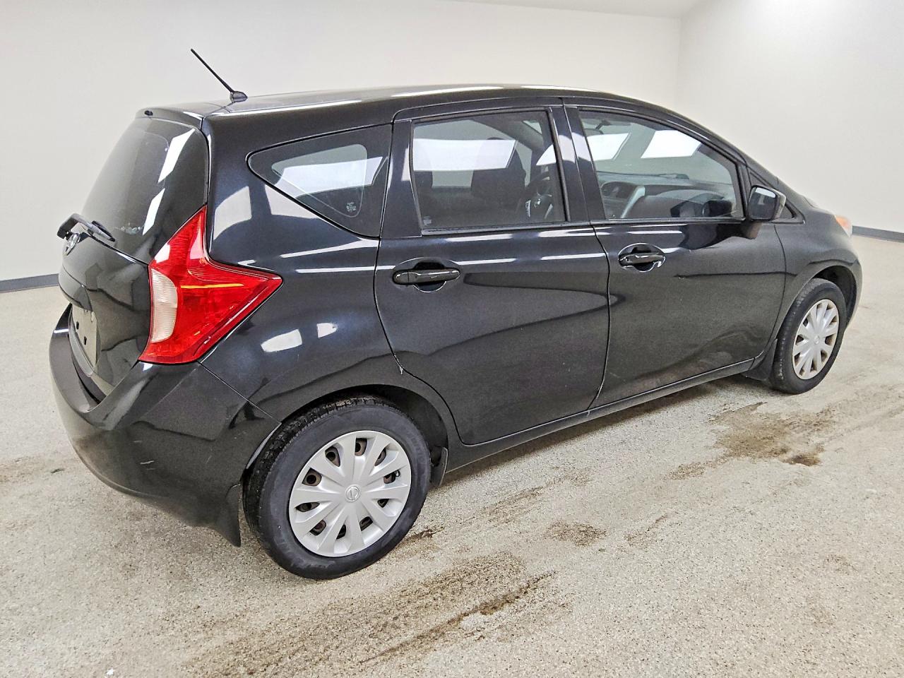 2015 Nissan Versa Note S Black vin: 3N1CE2CP0FL356921
