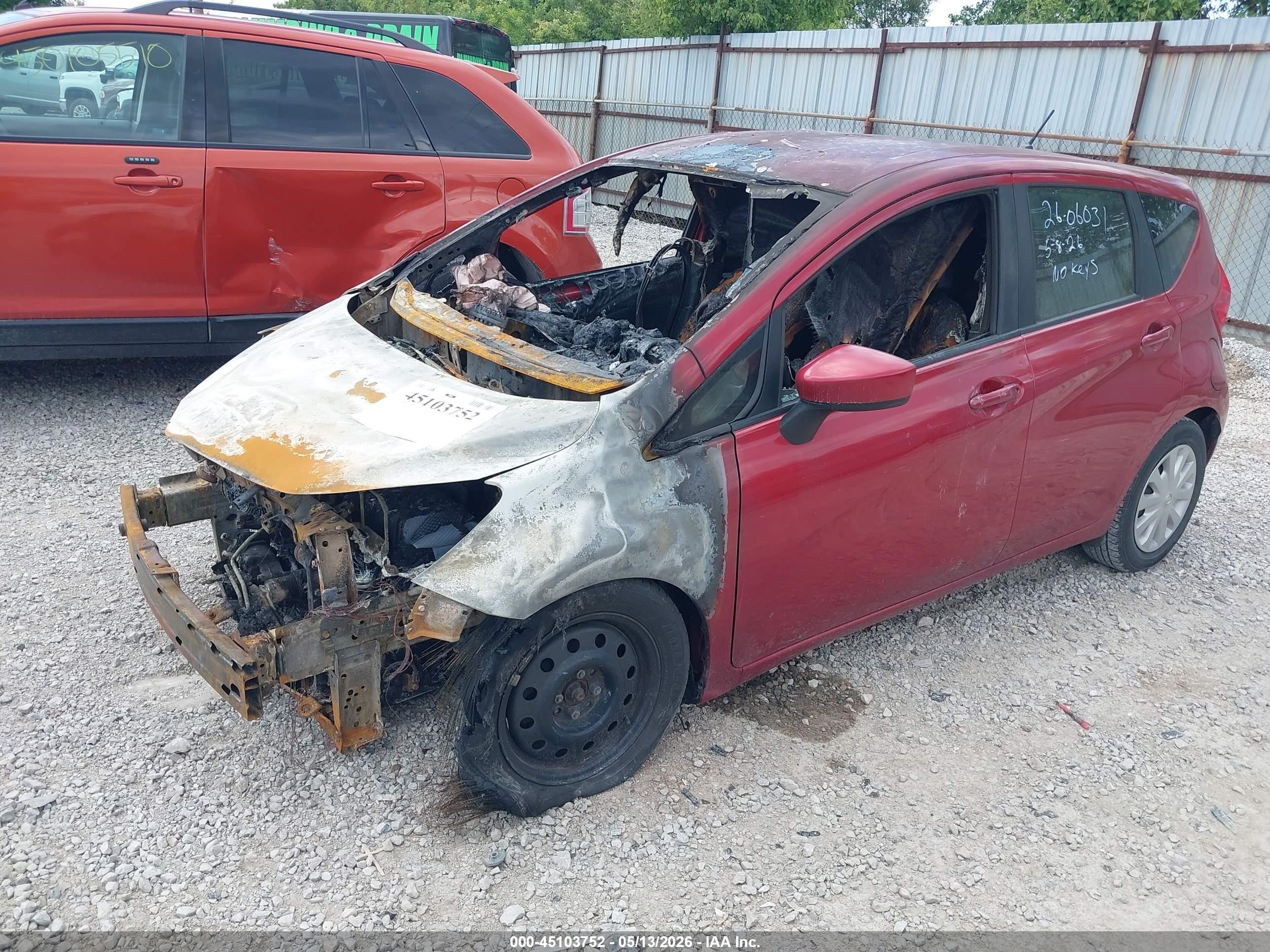 2015 Nissan Versa Note S (sr)/s Plus/sl/sr/sv Red vin: 3N1CE2CP0FL380023