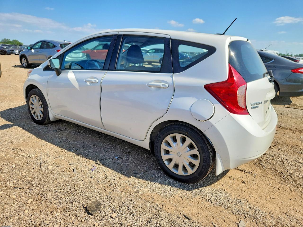 2015 Nissan Versa Note Sv White vin: 3N1CE2CP0FL385397