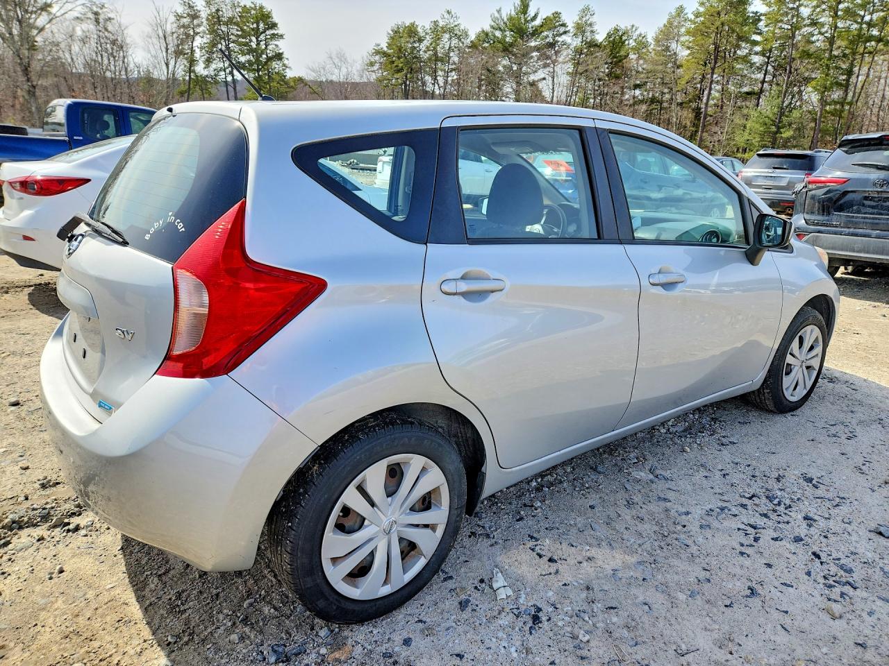 2015 Nissan Versa Note Silver vin: 3N1CE2CP0FL393967
