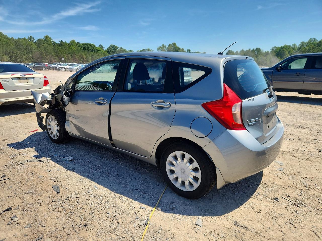 2015 Nissan Versa Note S Plus Silver vin: 3N1CE2CP0FL401050