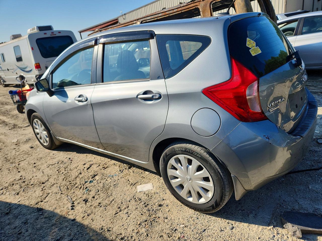 2015 Nissan Versa Note Sv Silver vin: 3N1CE2CP0FL416454